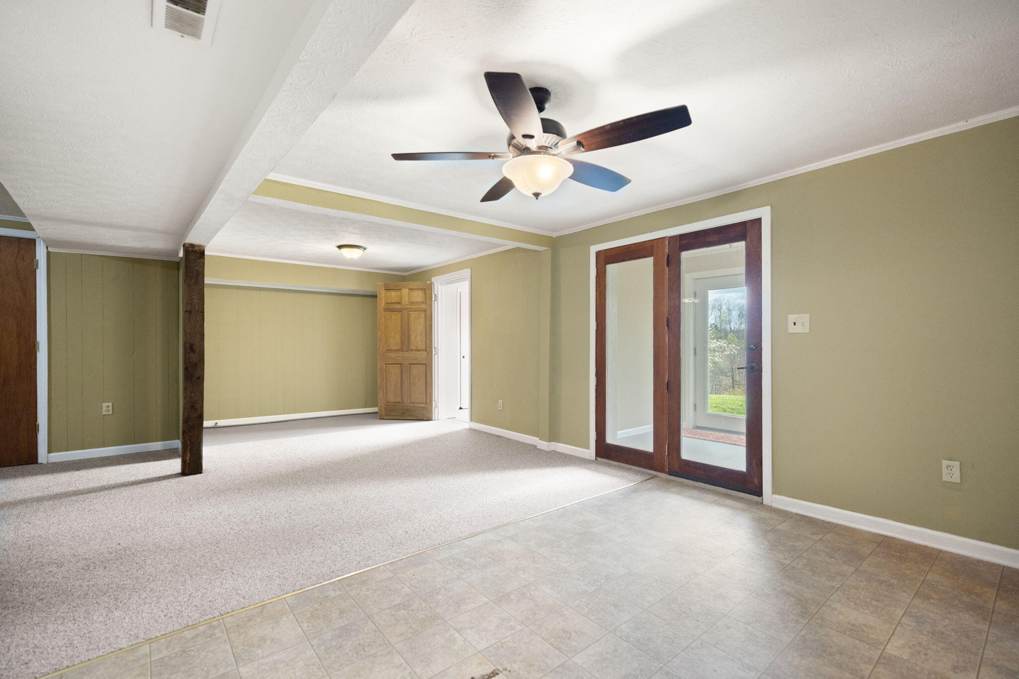 7800 Highway 1643 Property Photo 71
