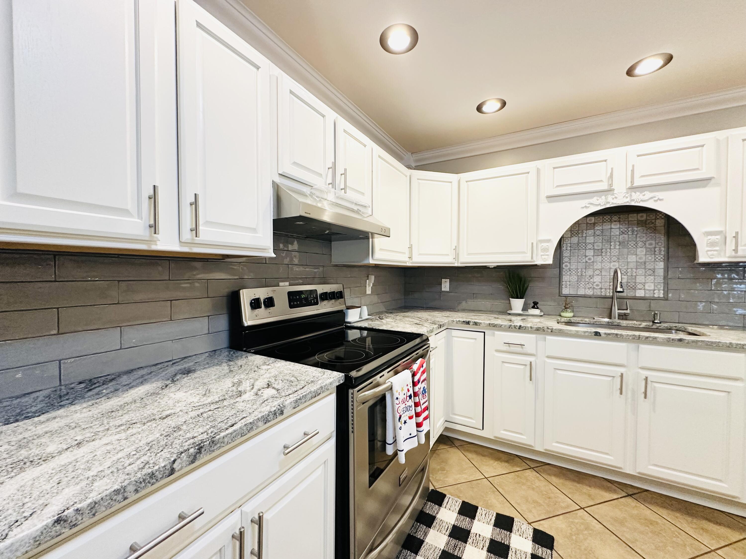 174 Collins Gibson Road Property Photo 8