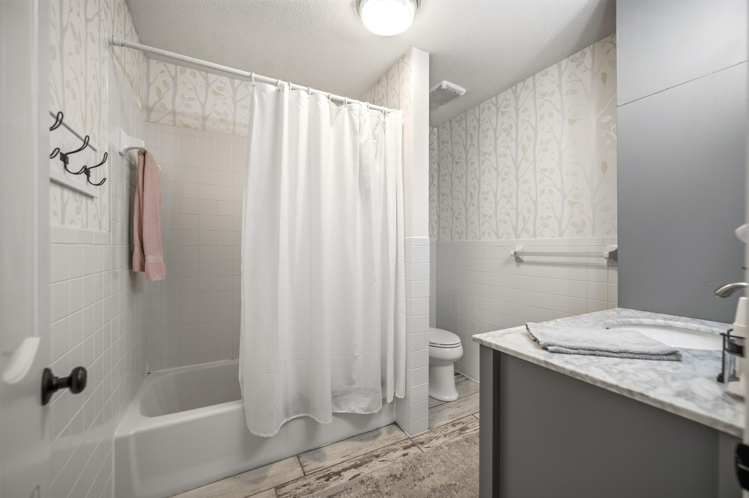 120 Hackett Pike Property Photo 37