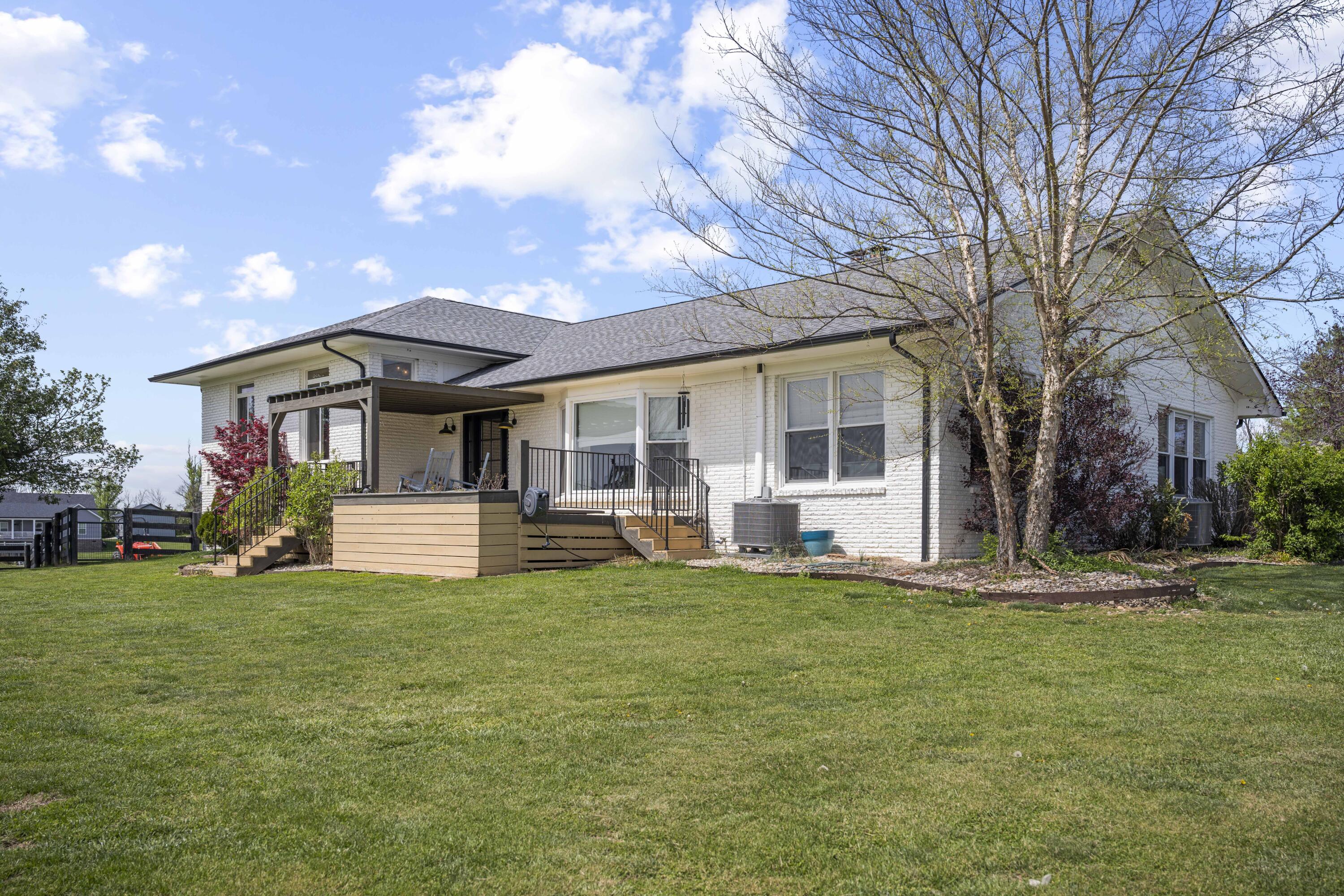 120 Hackett Pike Property Photo 47