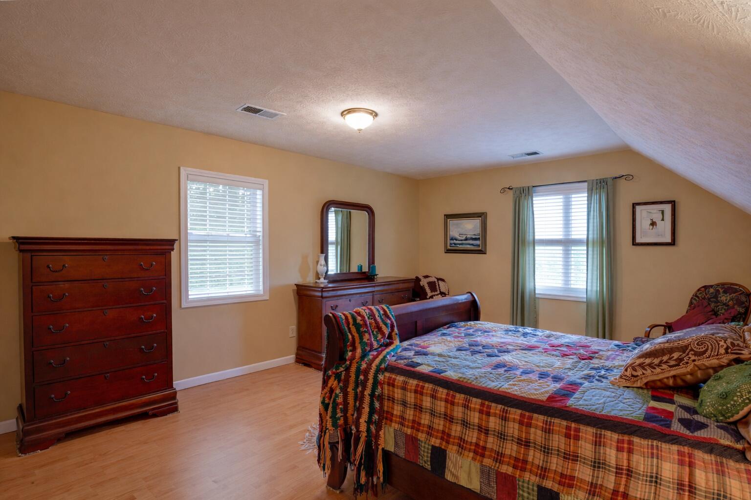 101 Hughley Lane Property Photo 21