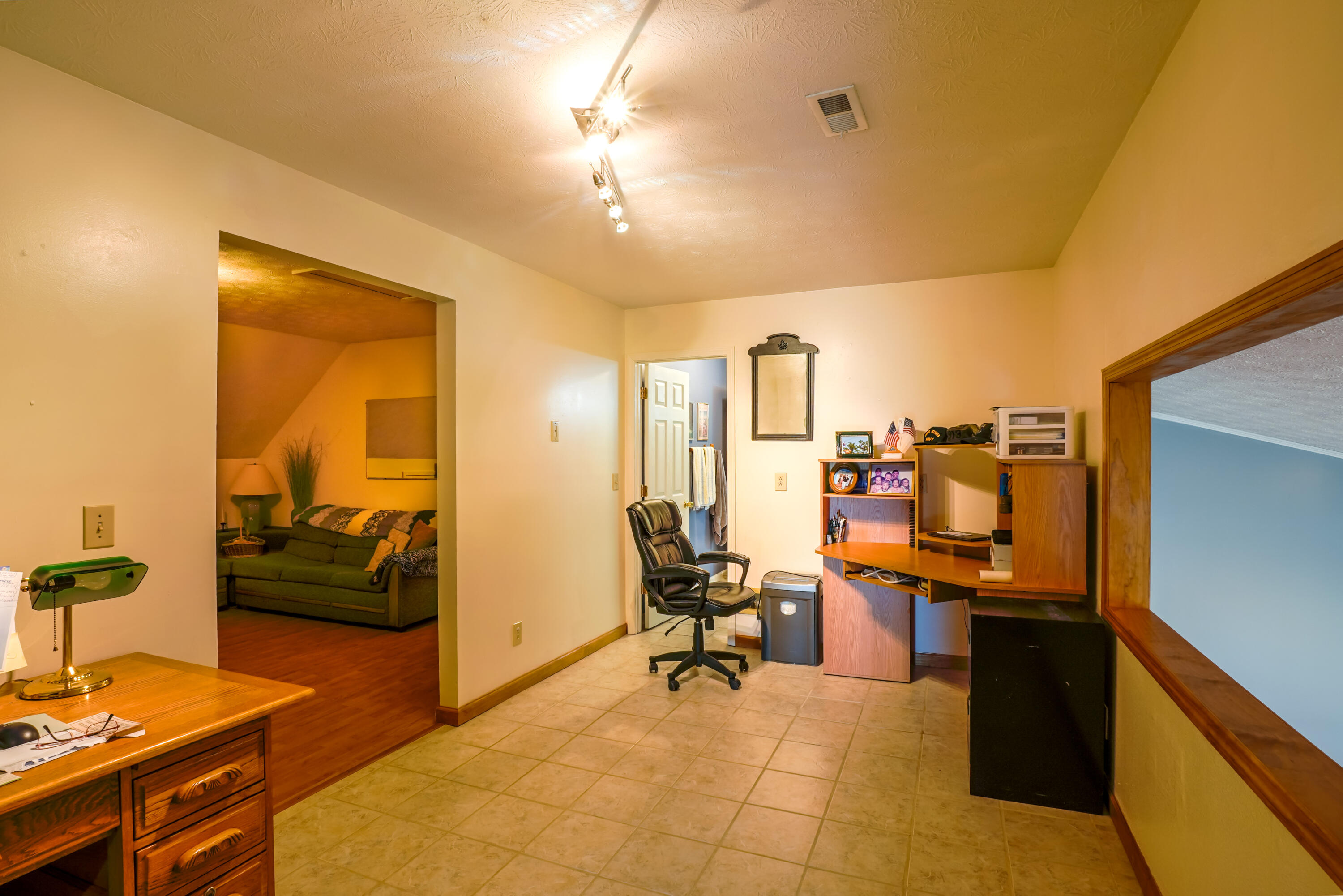 101 Hughley Lane Property Photo 26