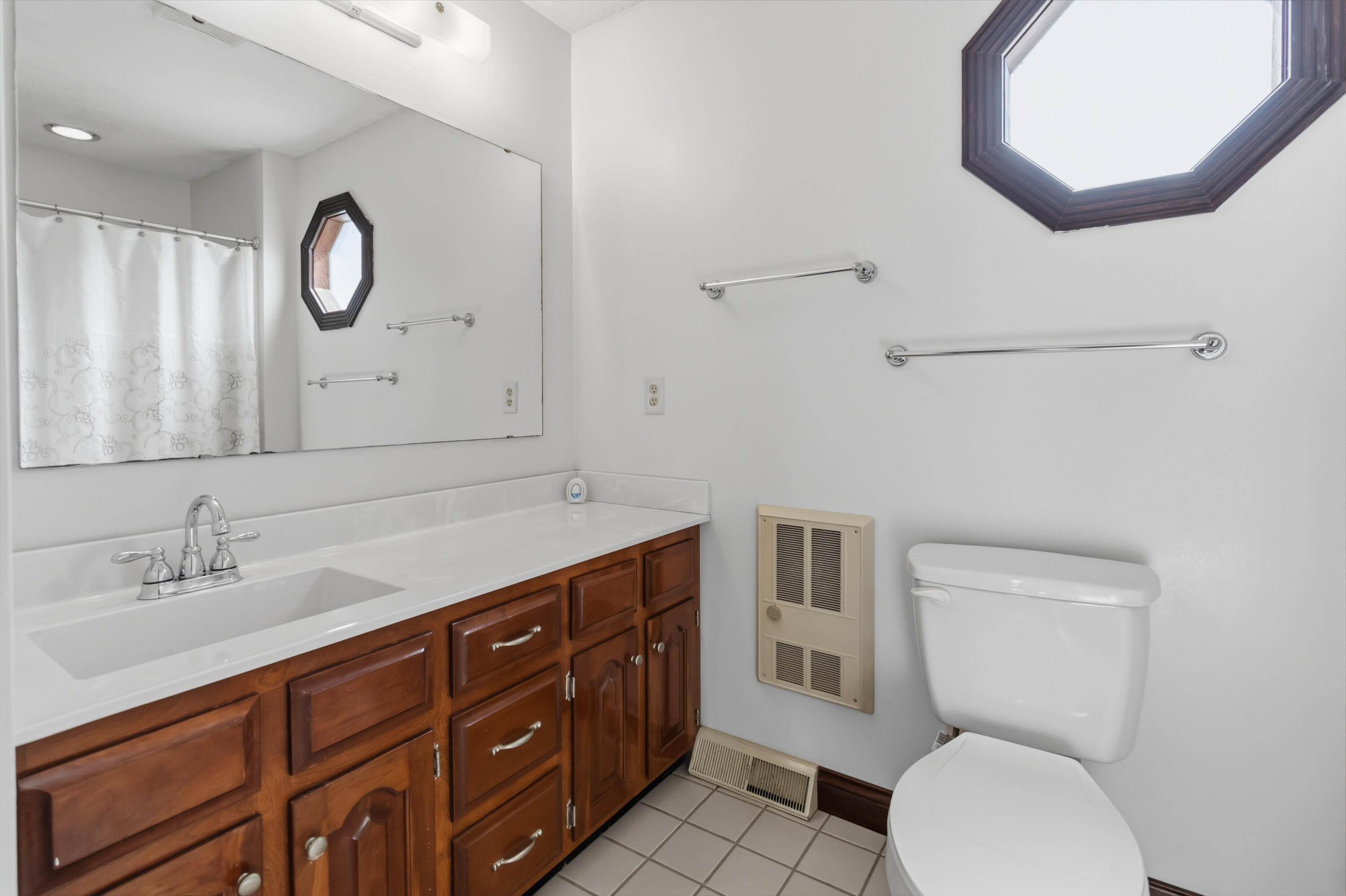 1399 Laurel Lake North Road Property Photo 13