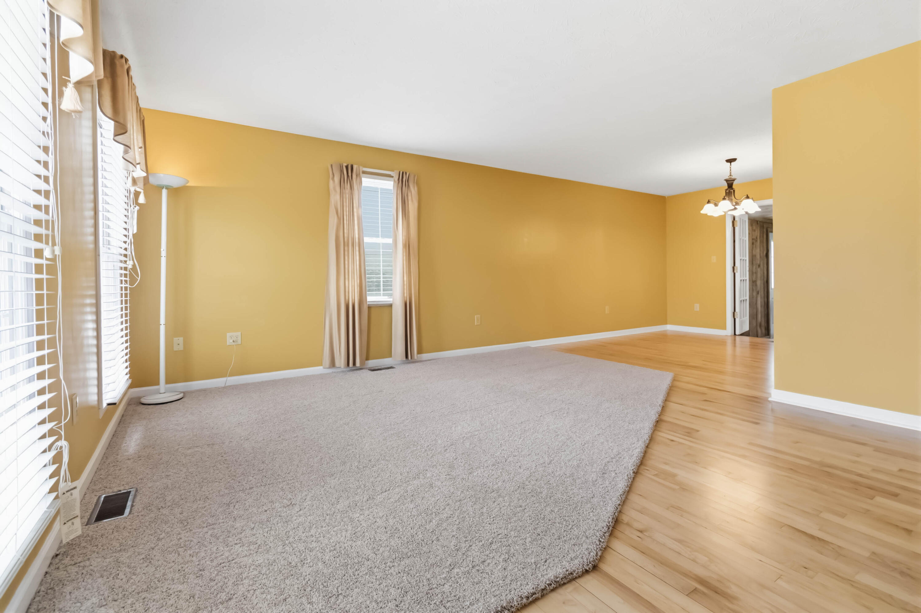 710 E Bryant Street Property Photo 17