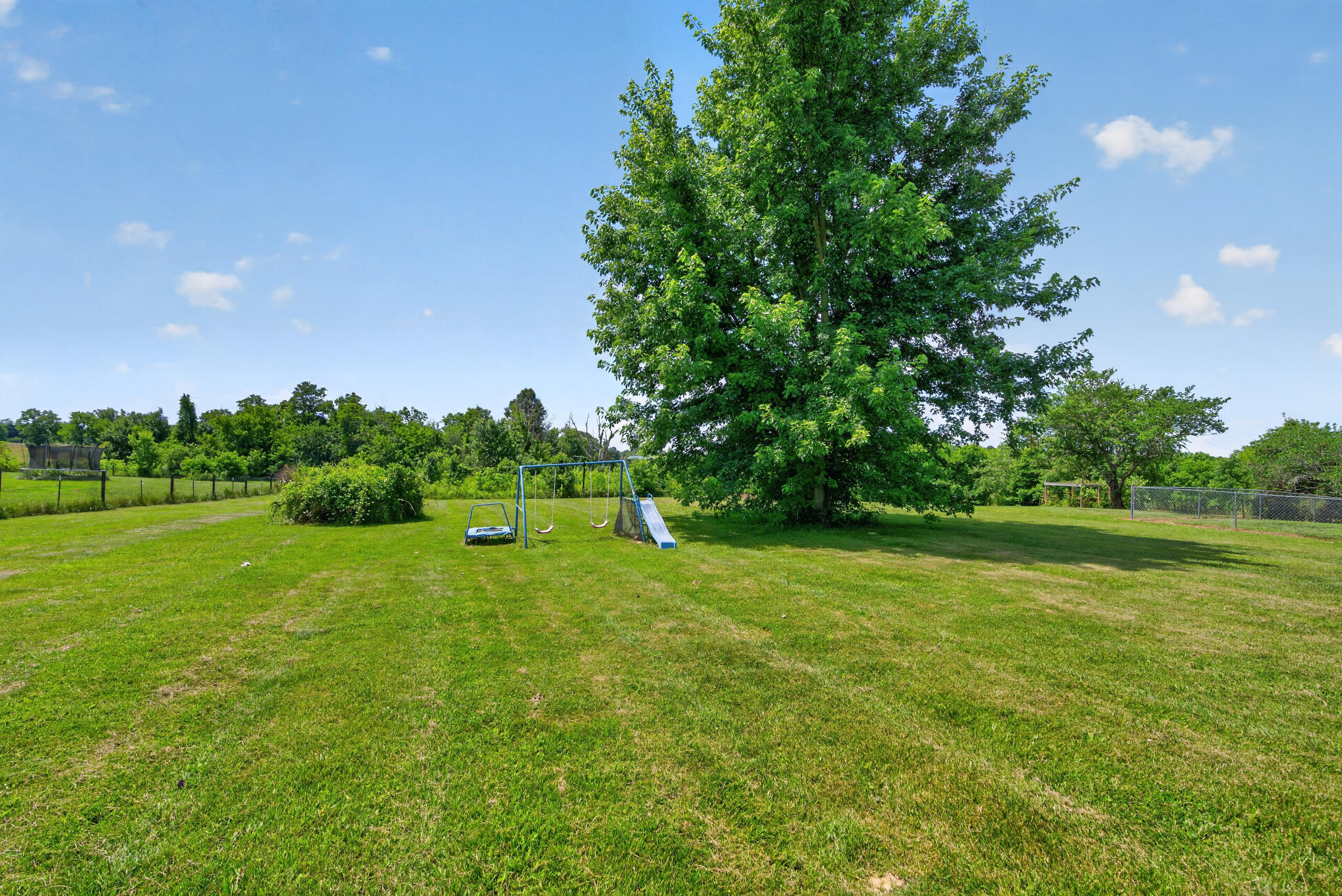 1657 Brassfield Road Property Photo 13