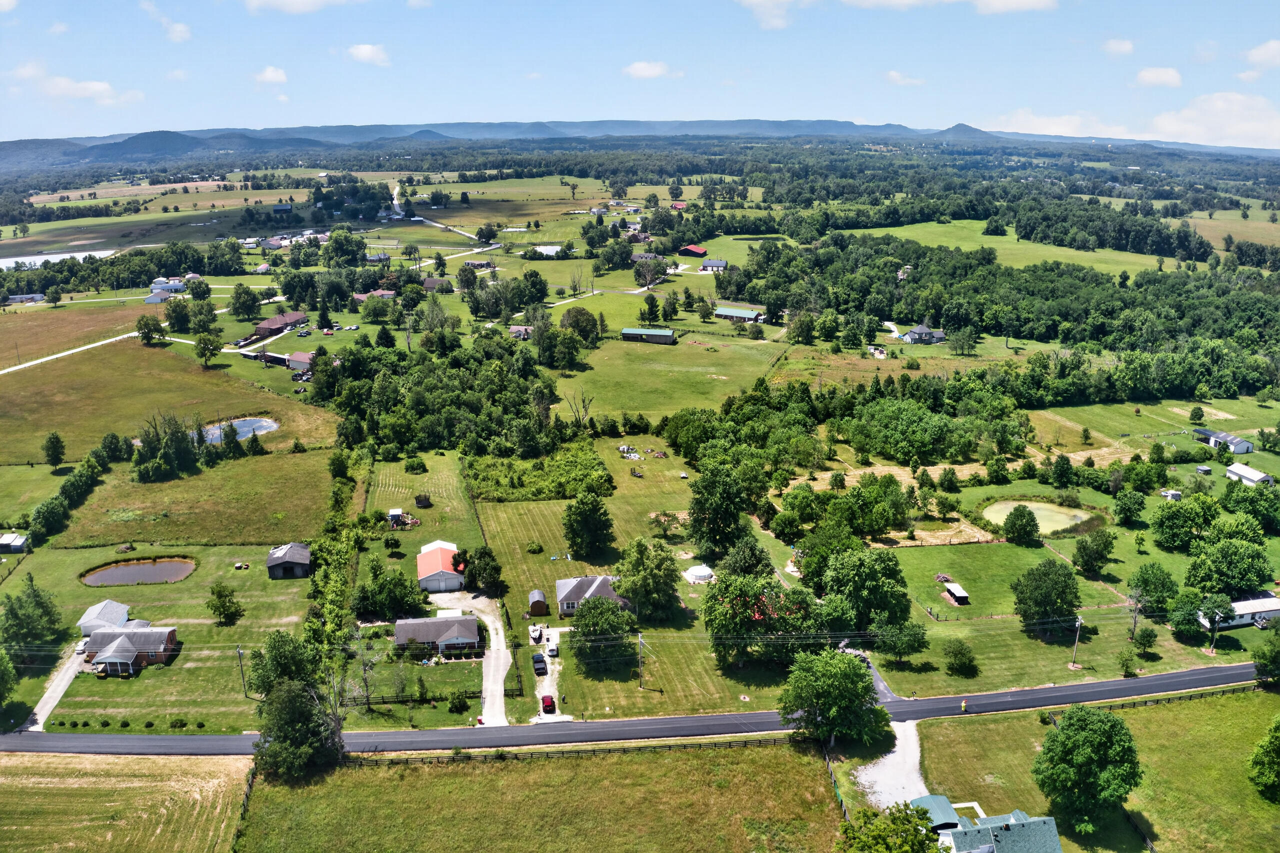 1657 Brassfield Road Property Photo 15