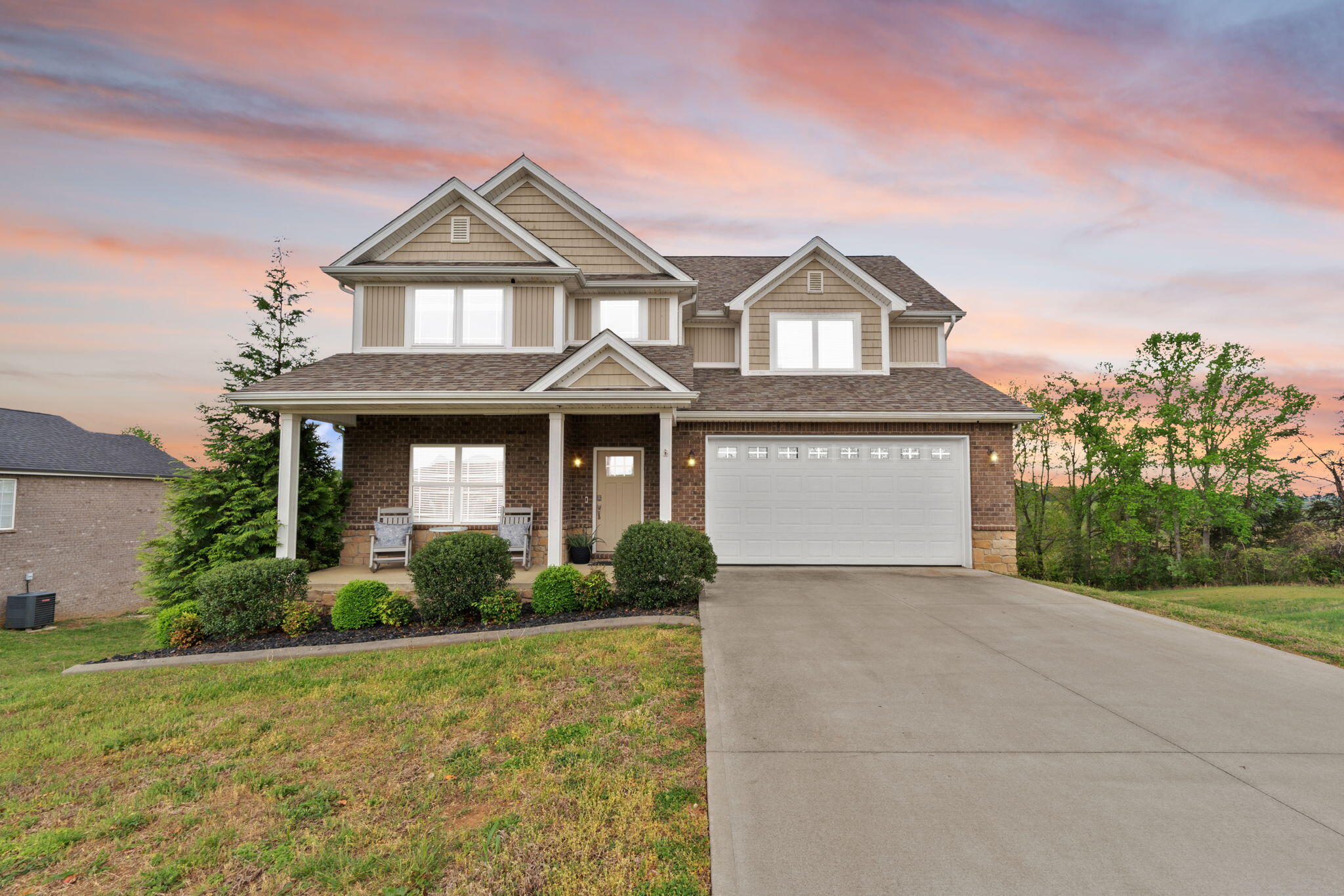 413 Natures Valley Drive Property Photo 1