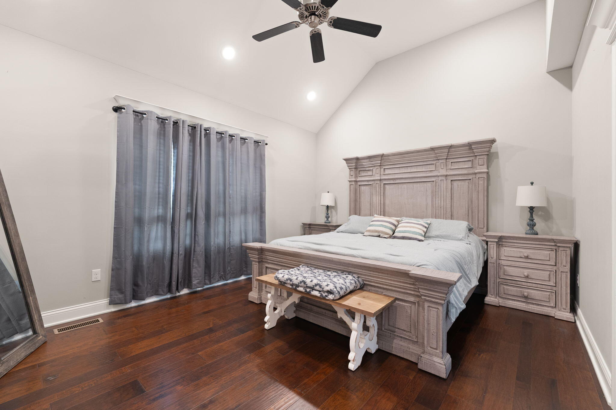 413 Natures Valley Drive Property Photo 10