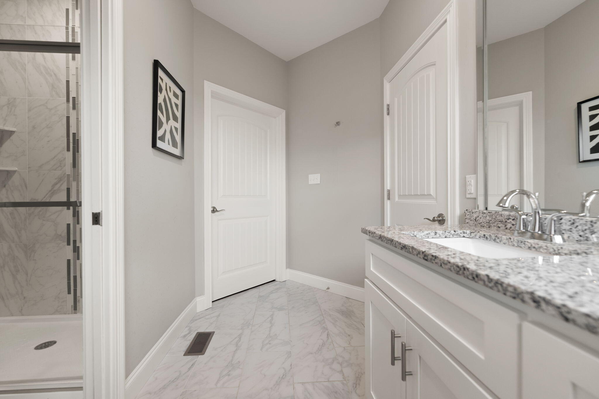 413 Natures Valley Drive Property Photo 11