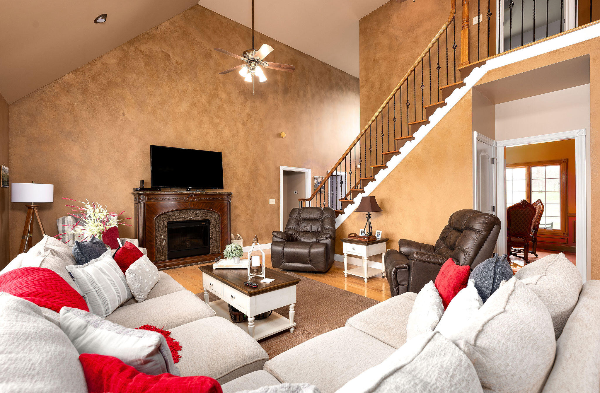 575 Sunset Boulevard Property Photo 12