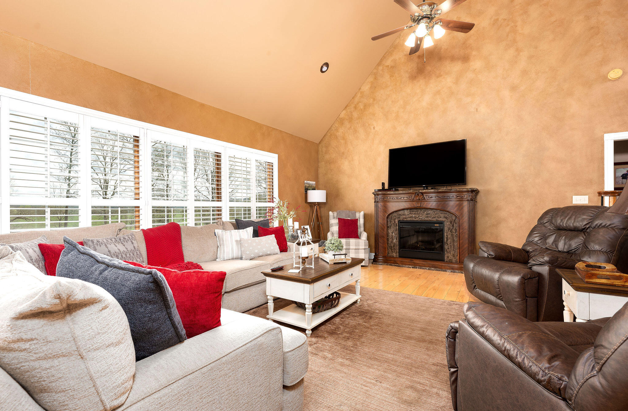 575 Sunset Boulevard Property Photo 13