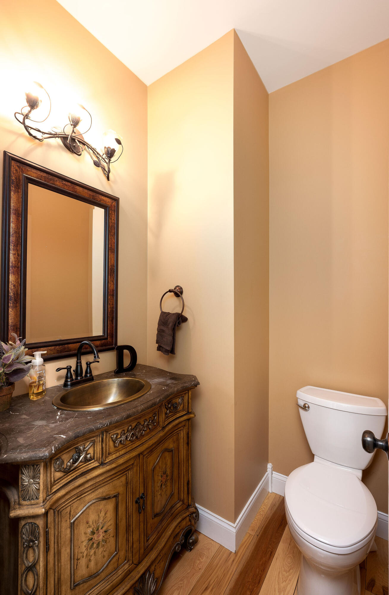 575 Sunset Boulevard Property Photo 16