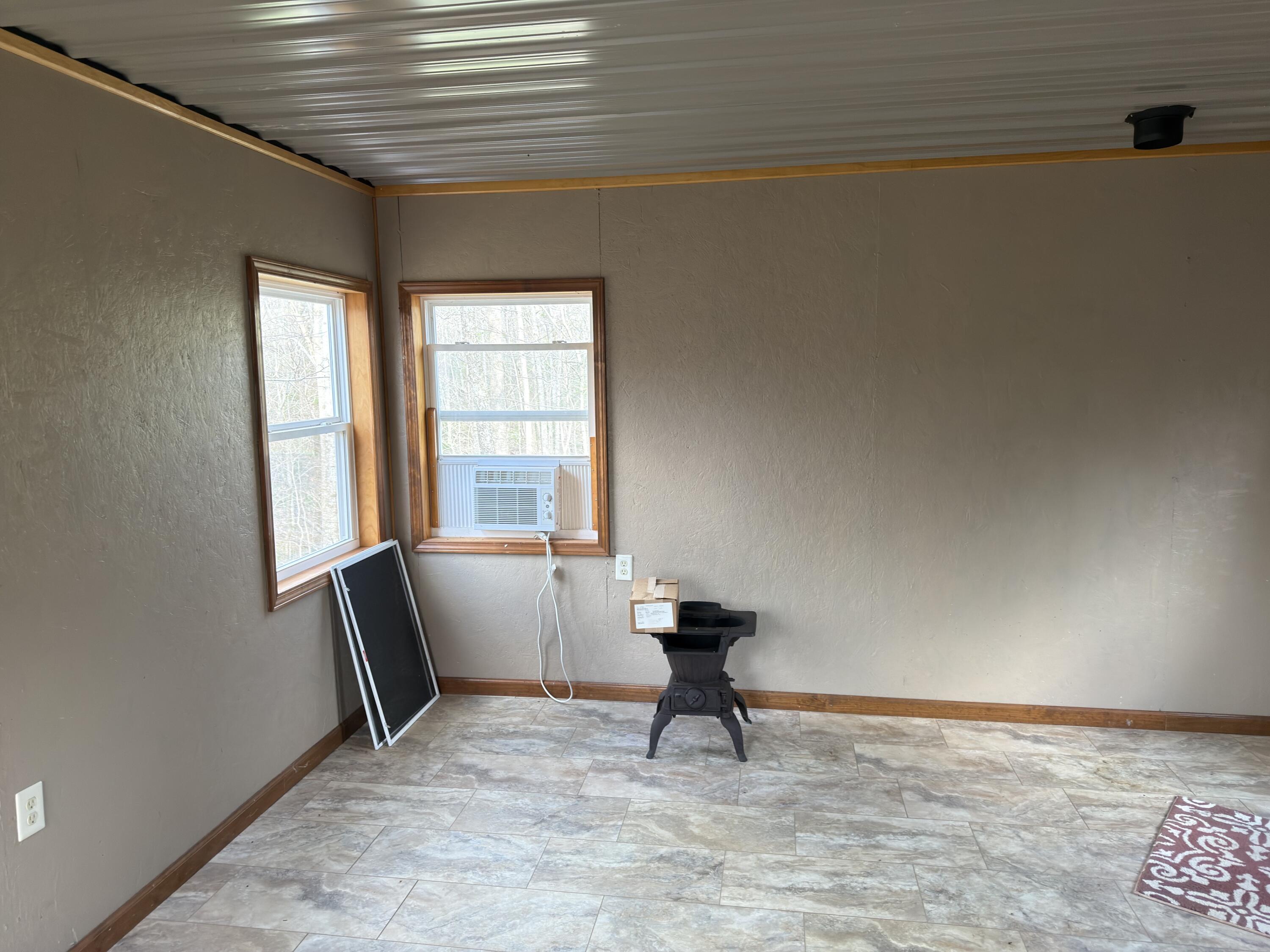 1461 Greasy Ridge Road Property Photo 27