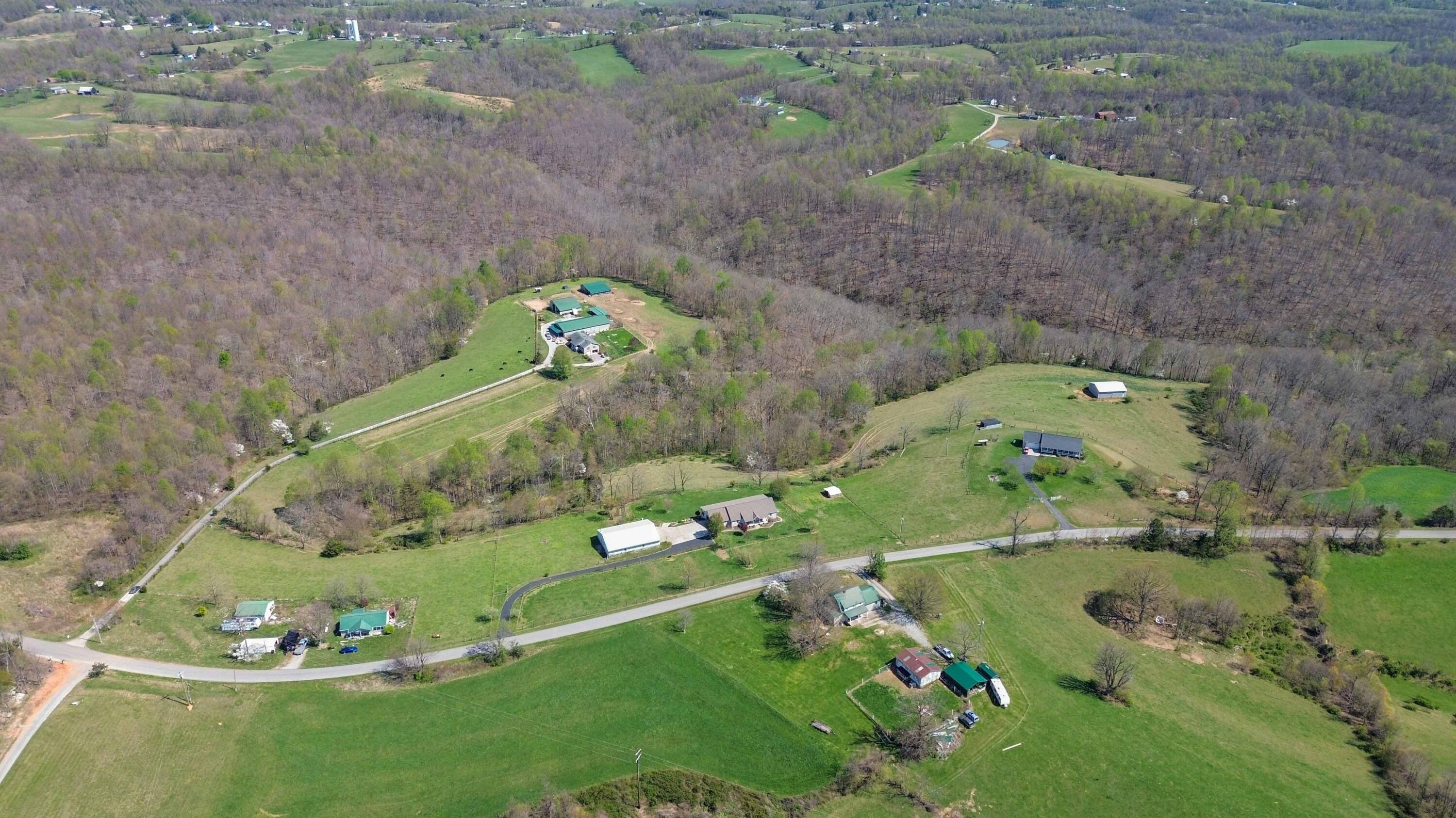 1461 Greasy Ridge Road Property Photo 40