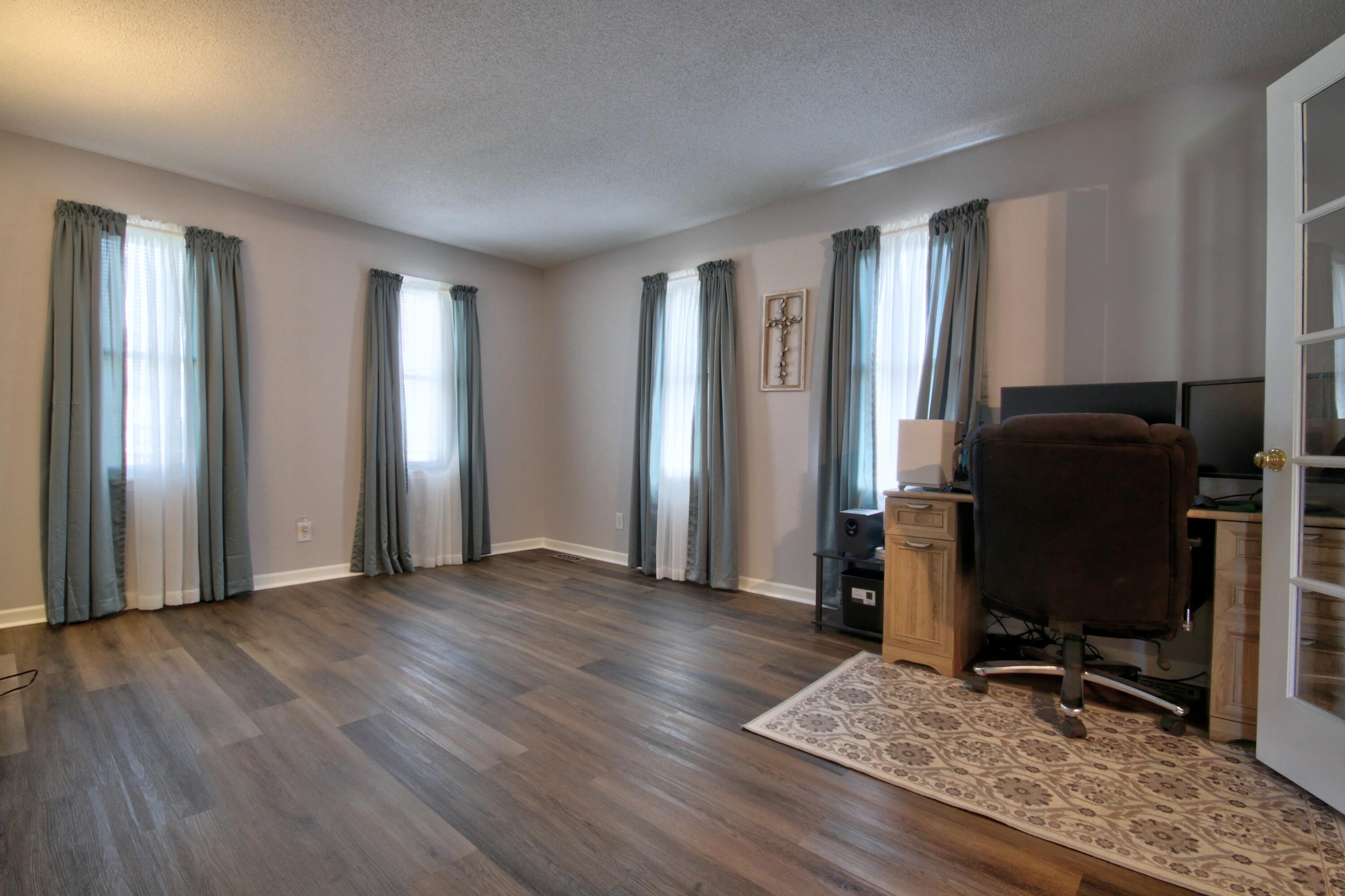 1207 Yorkshire Estates Road Property Photo 23