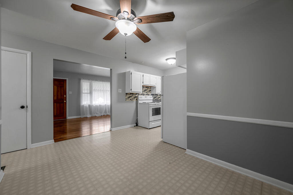829 Carneal Road Property Photo 8