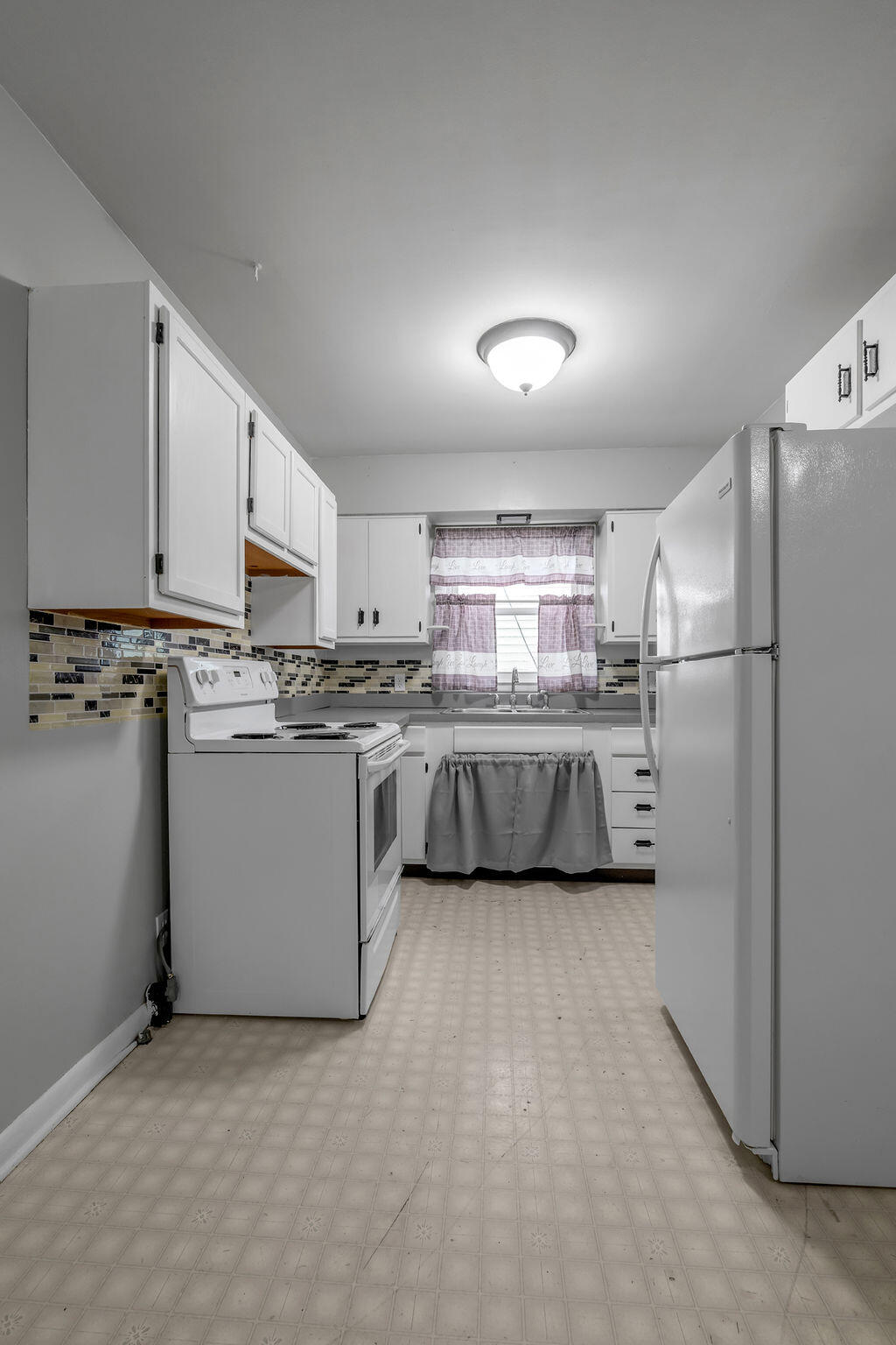 829 Carneal Road Property Photo 11