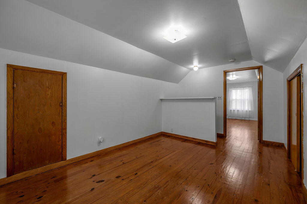 829 Carneal Road Property Photo 21