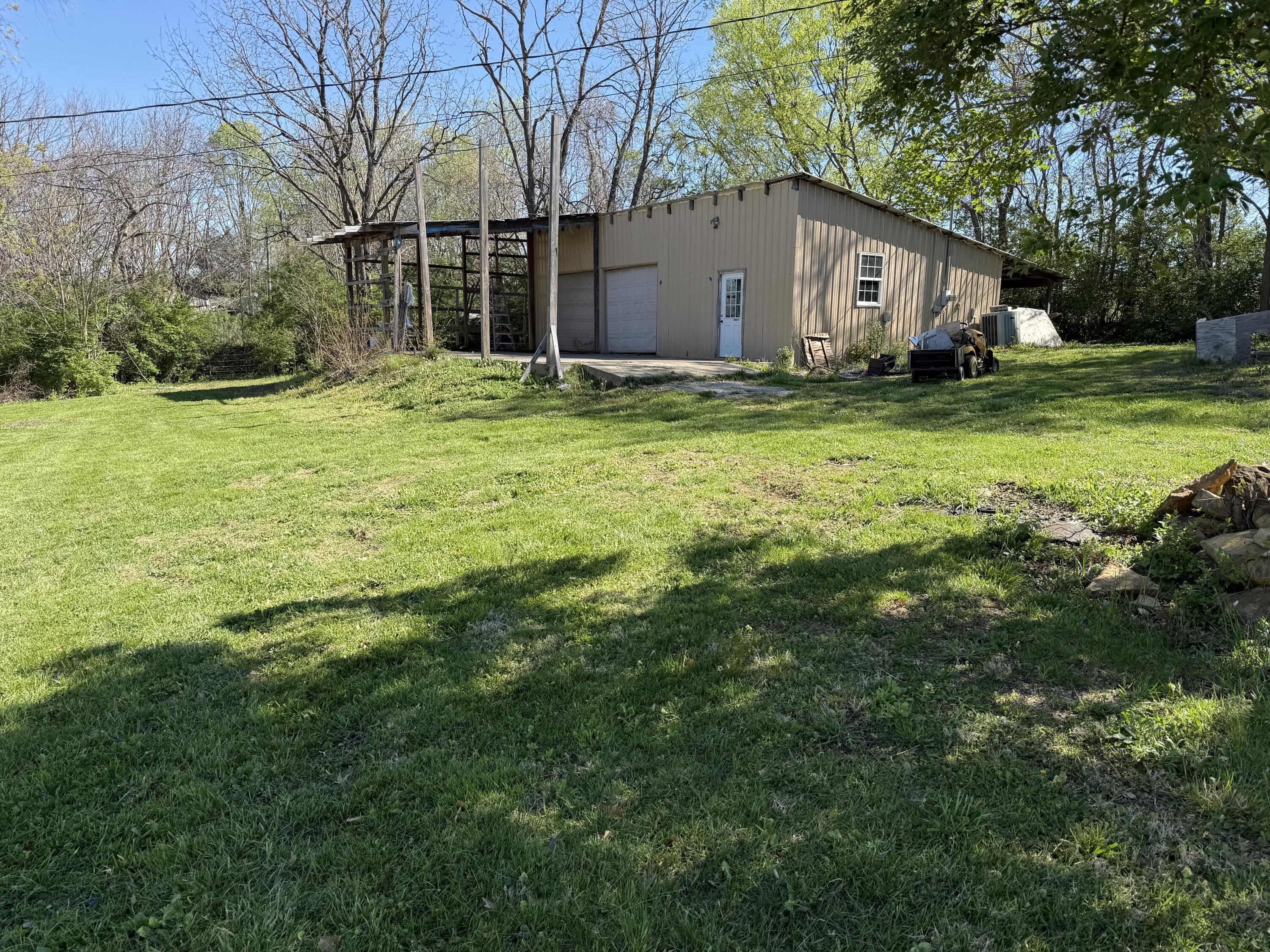 366 Brushy Fork Road Property Photo 5