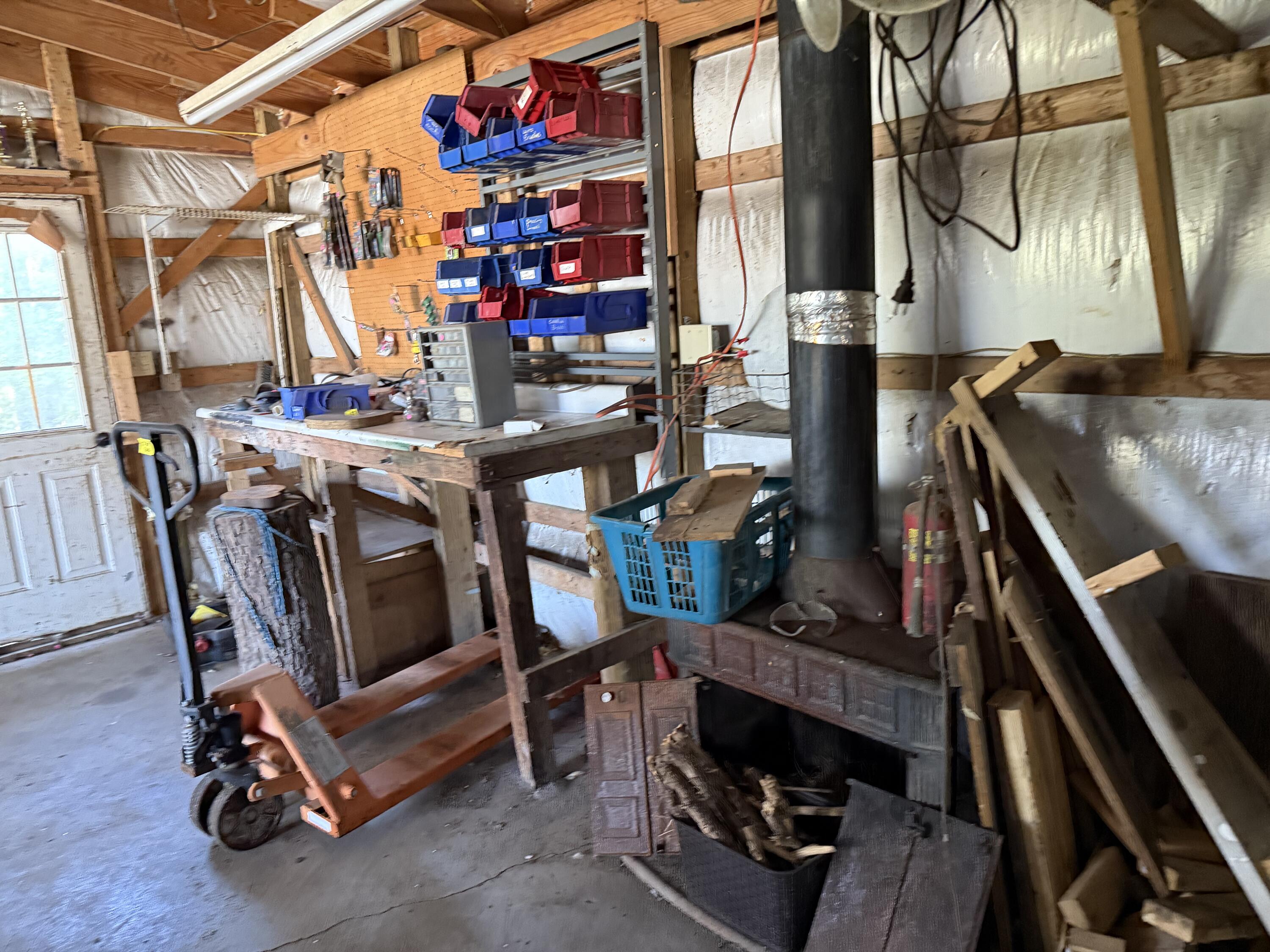 366 Brushy Fork Road Property Photo 6