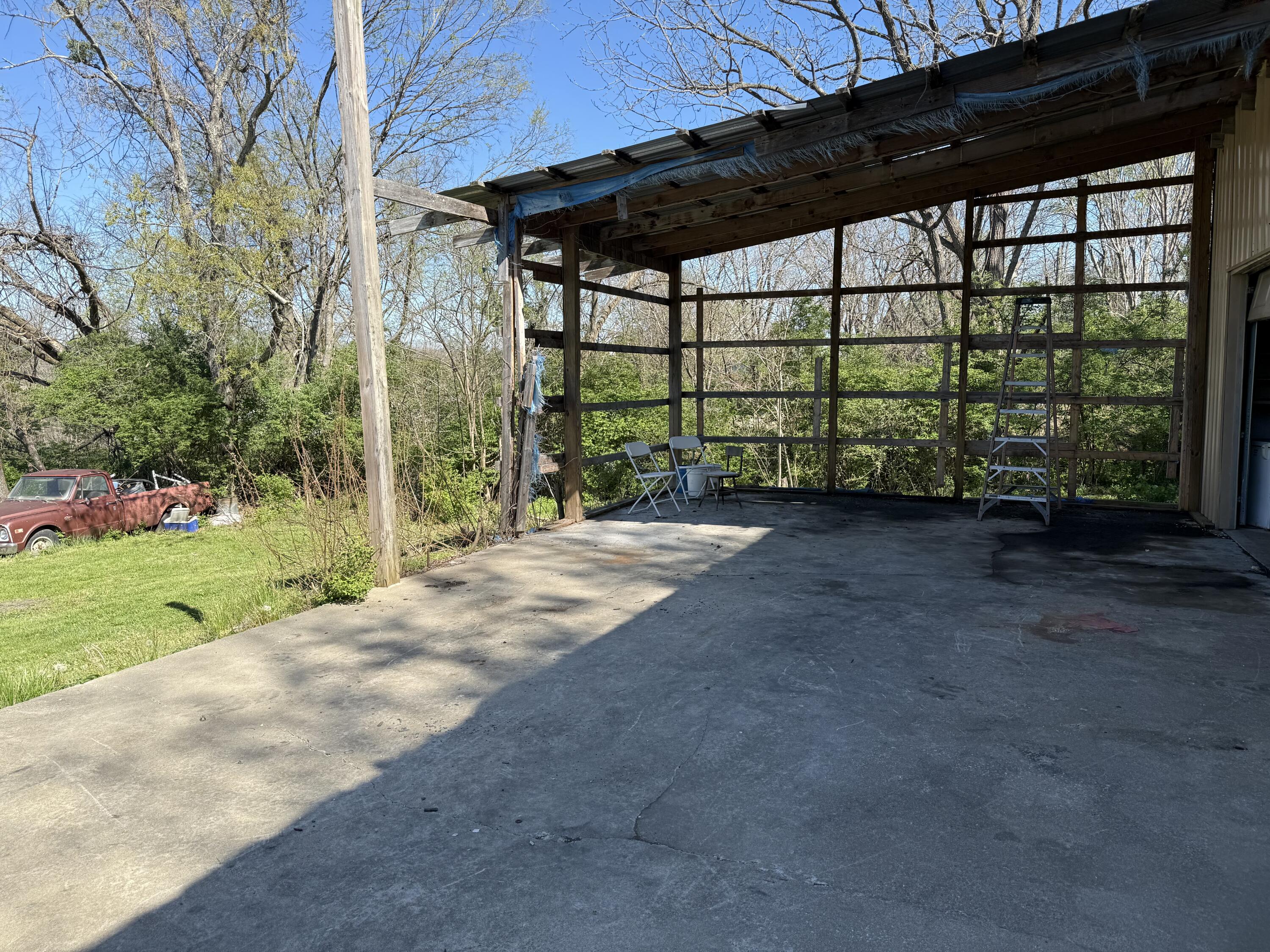 366 Brushy Fork Road Property Photo 7