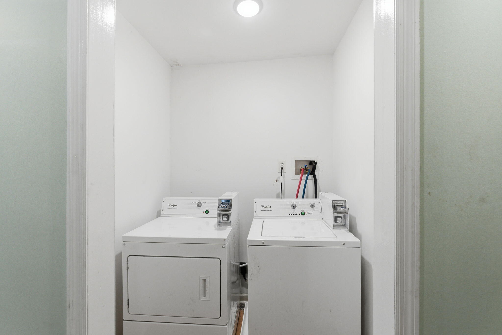 201 E Pike Street Property Photo 30