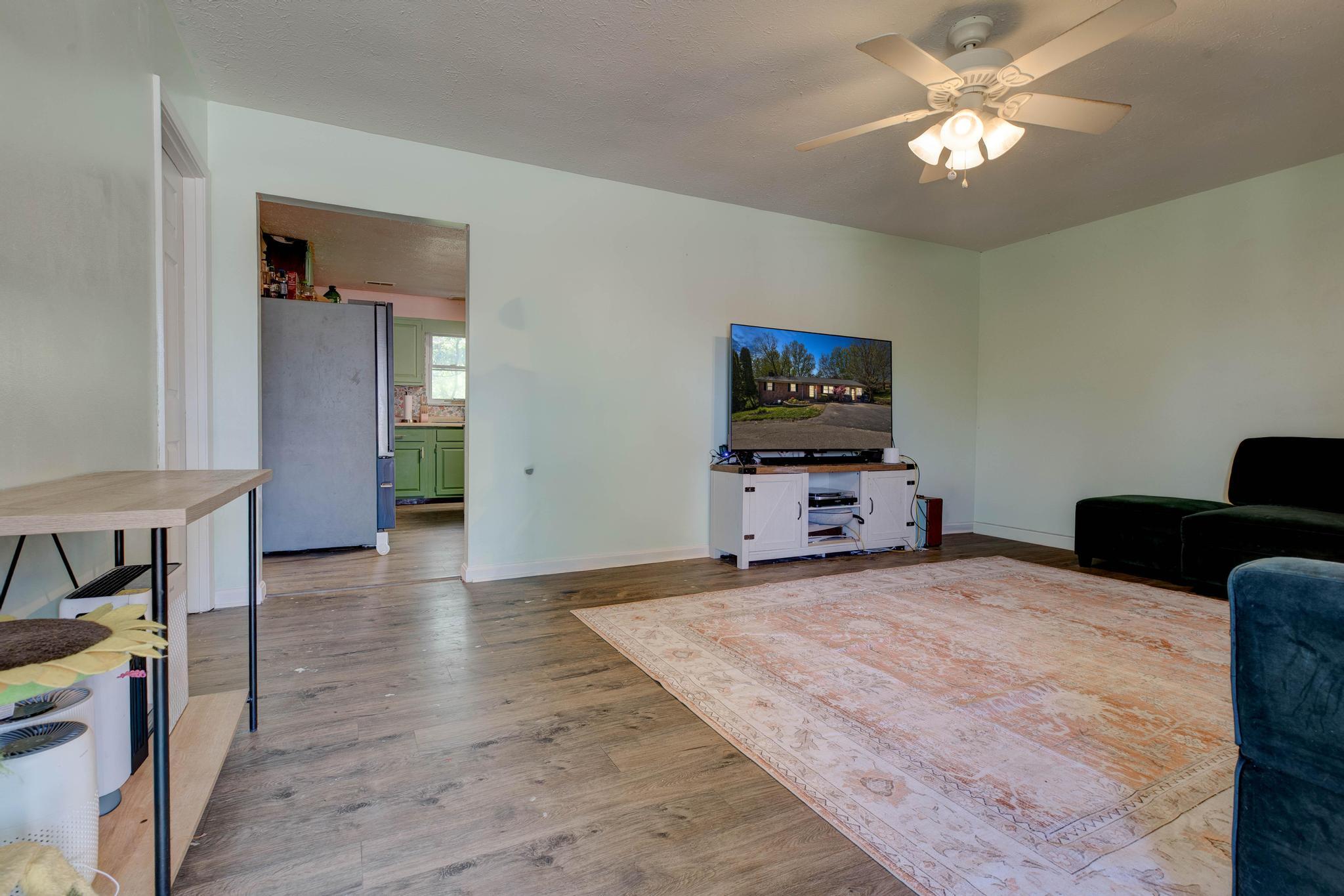 122 Azalea Court Property Photo 7