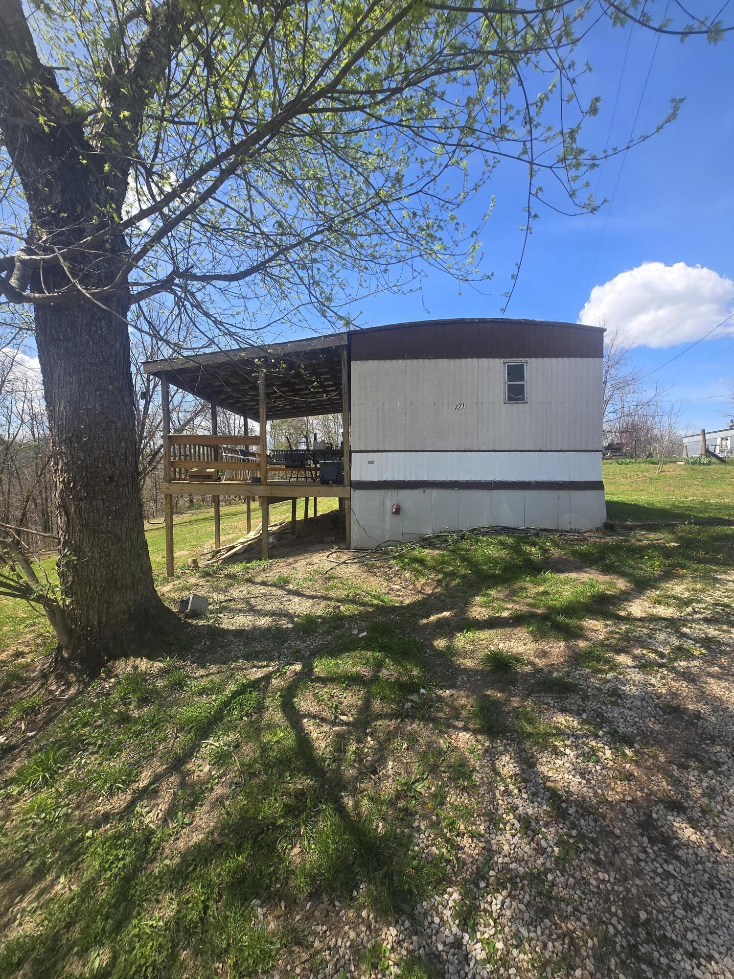 271 Estes Road Property Photo 3