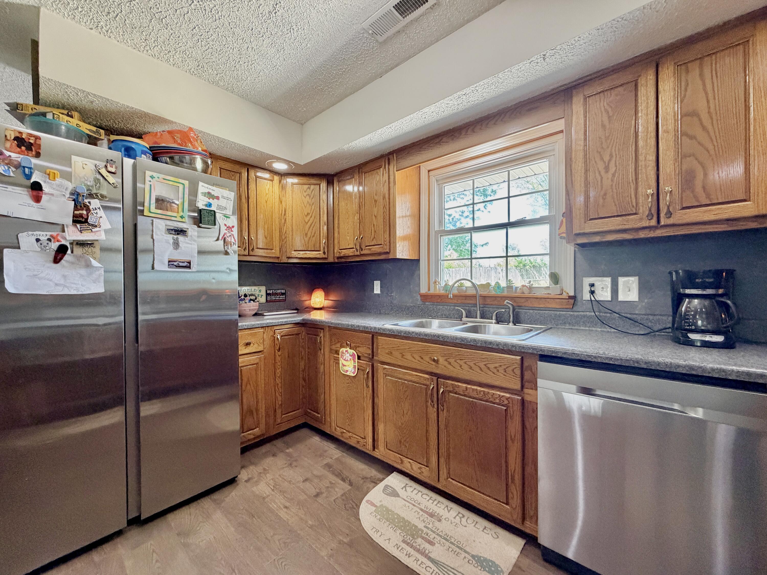202 Willa Drive Property Photo 13