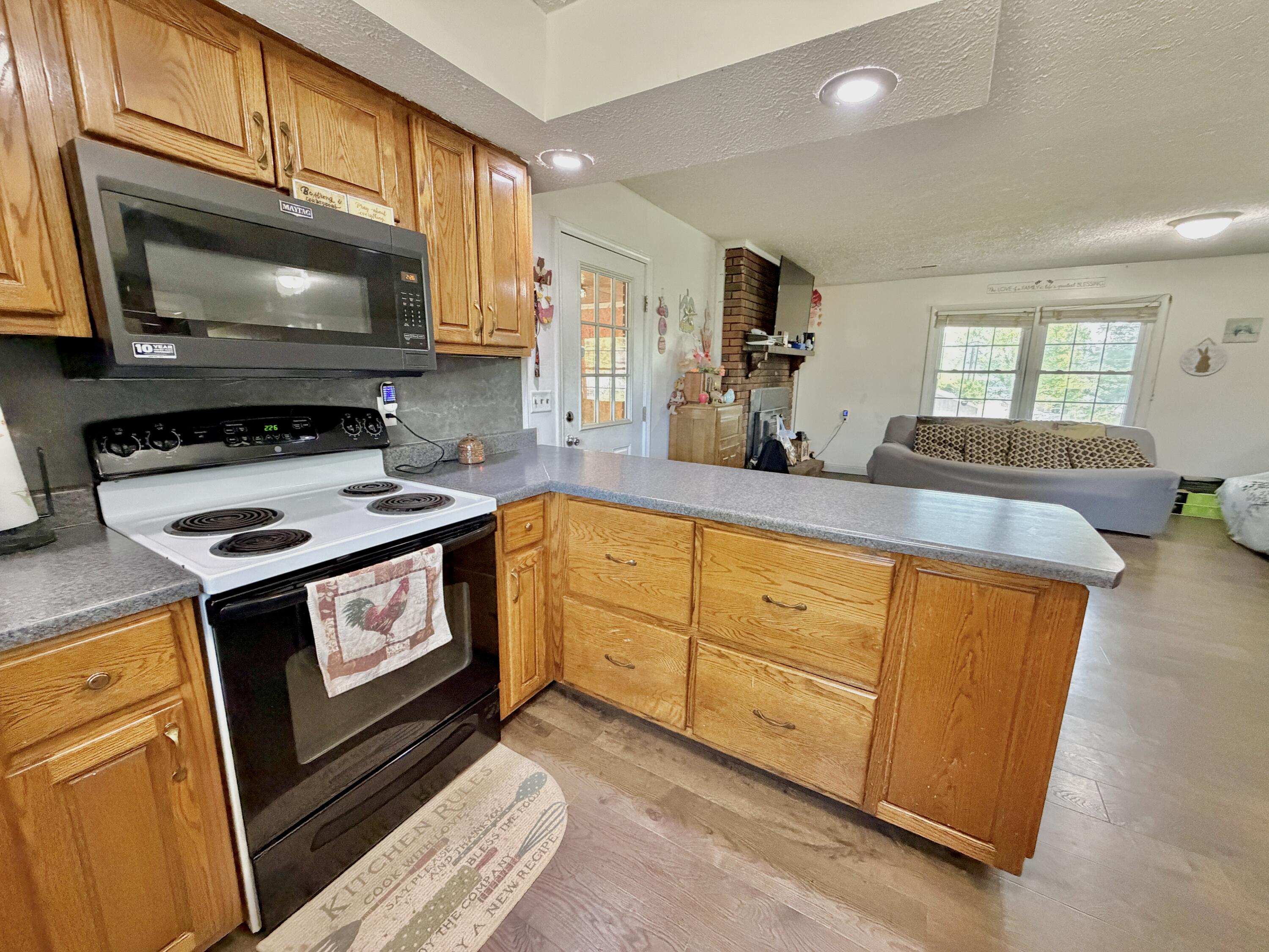 202 Willa Drive Property Photo 15