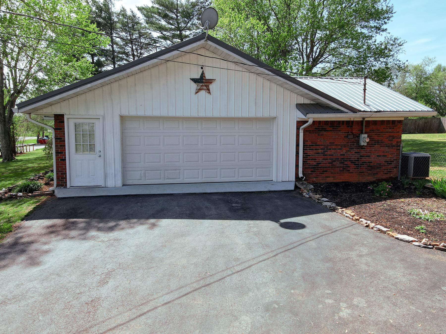 202 Willa Drive Property Photo 46