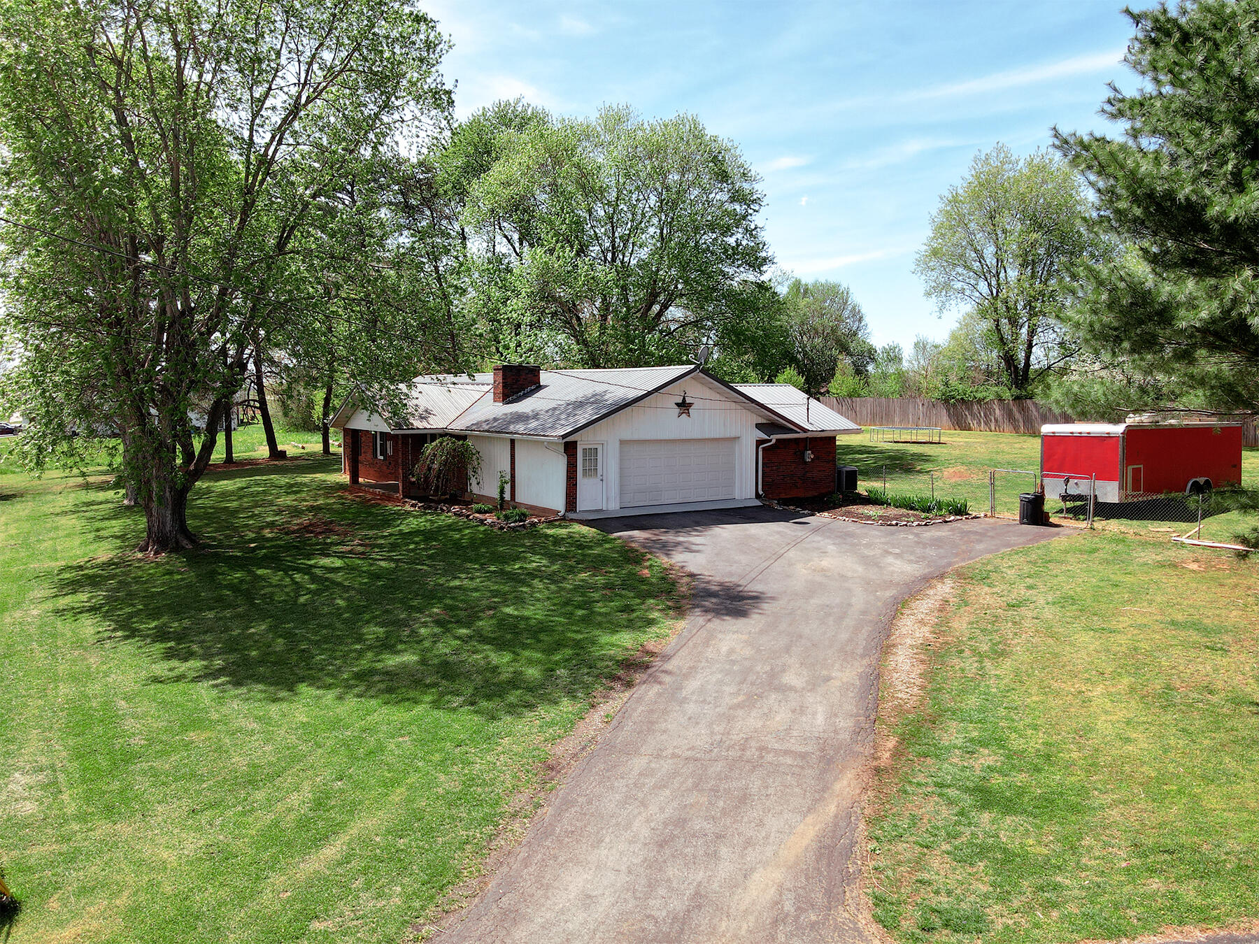 202 Willa Drive Property Photo 47