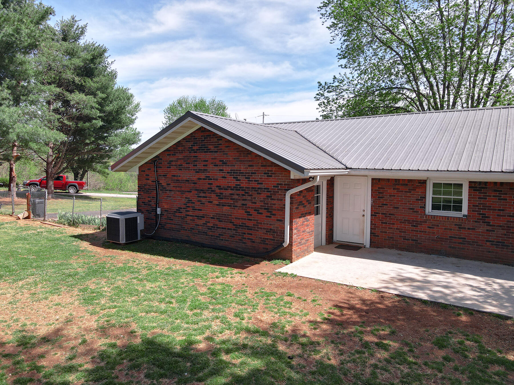202 Willa Drive Property Photo 50