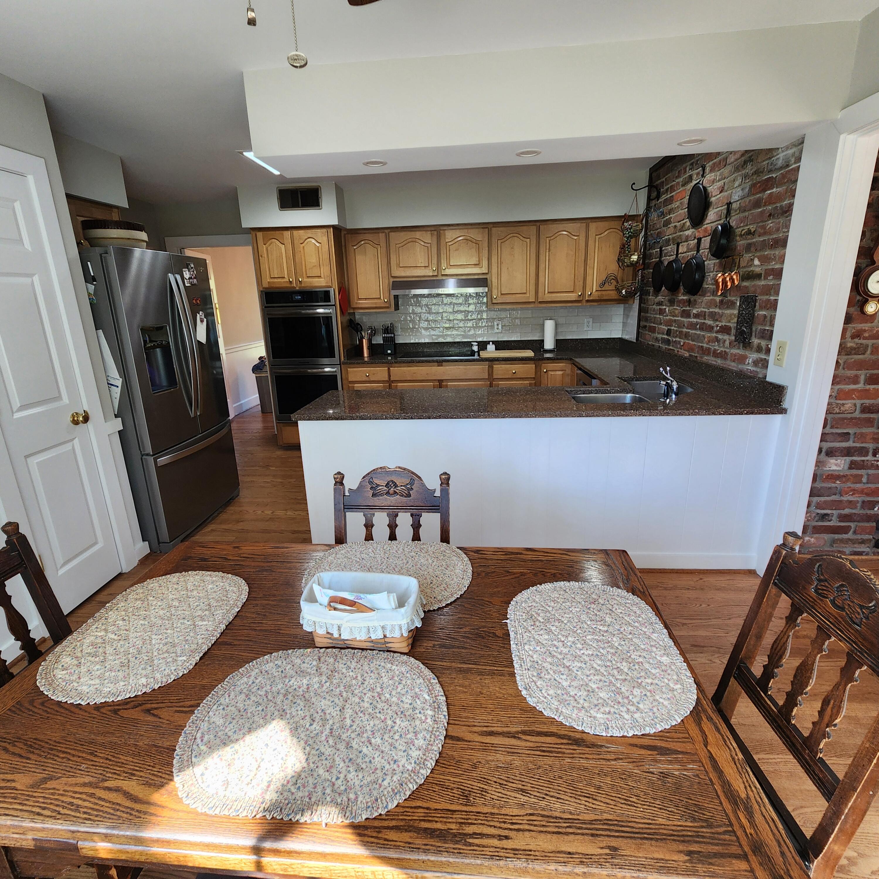 1231 Warwick Road Property Photo 8