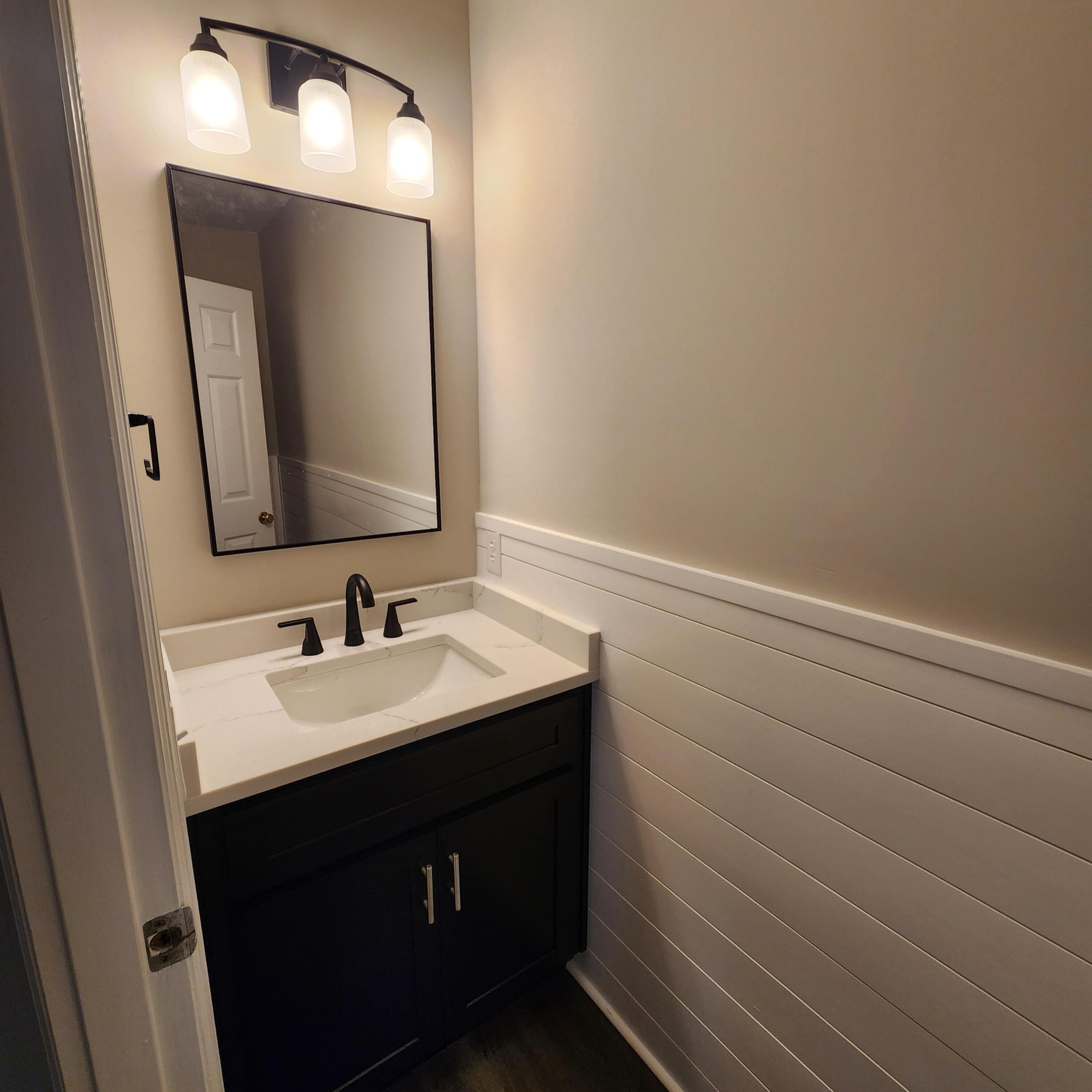 1231 Warwick Road Property Photo 11