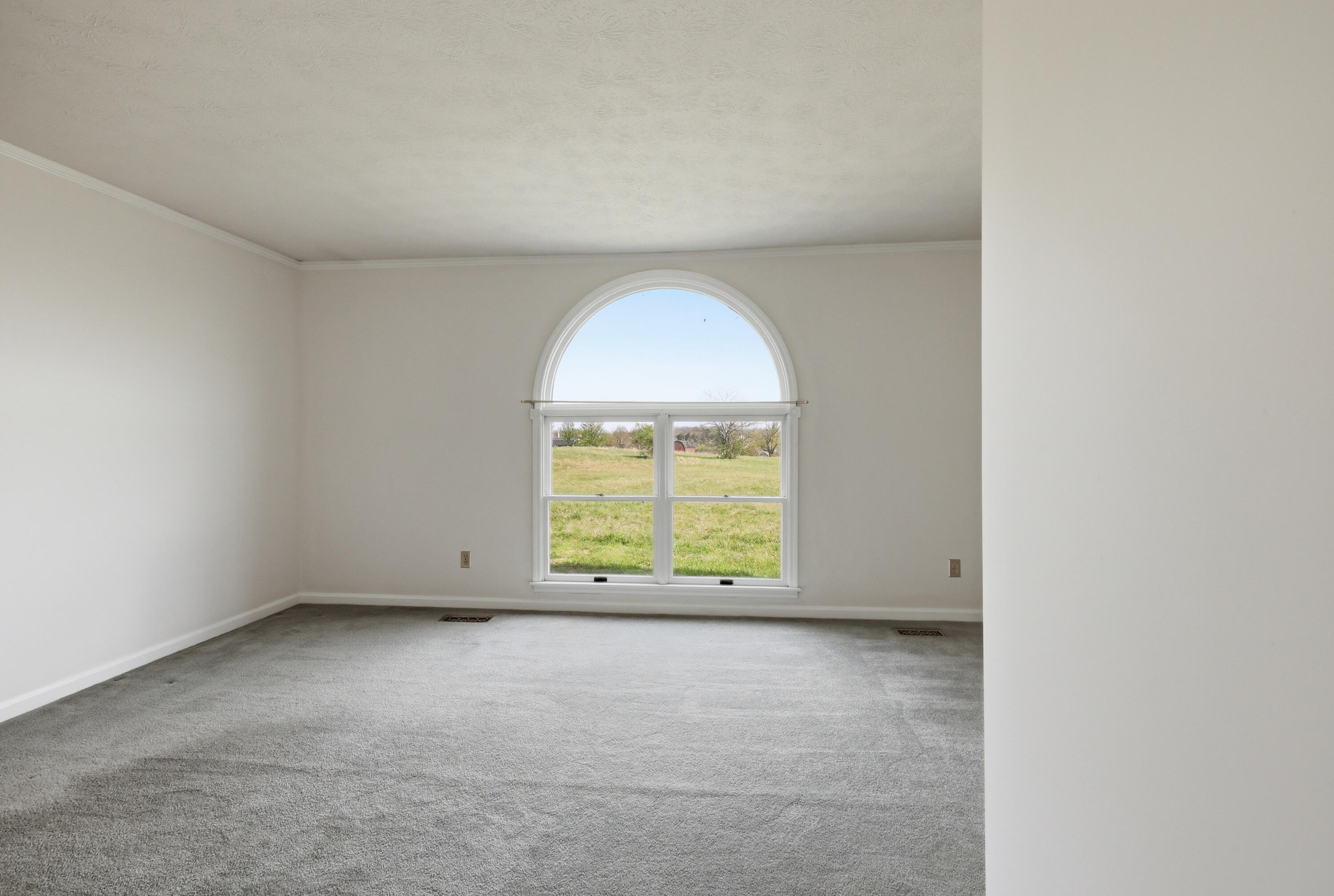 1065 Highview Drive Property Photo 9
