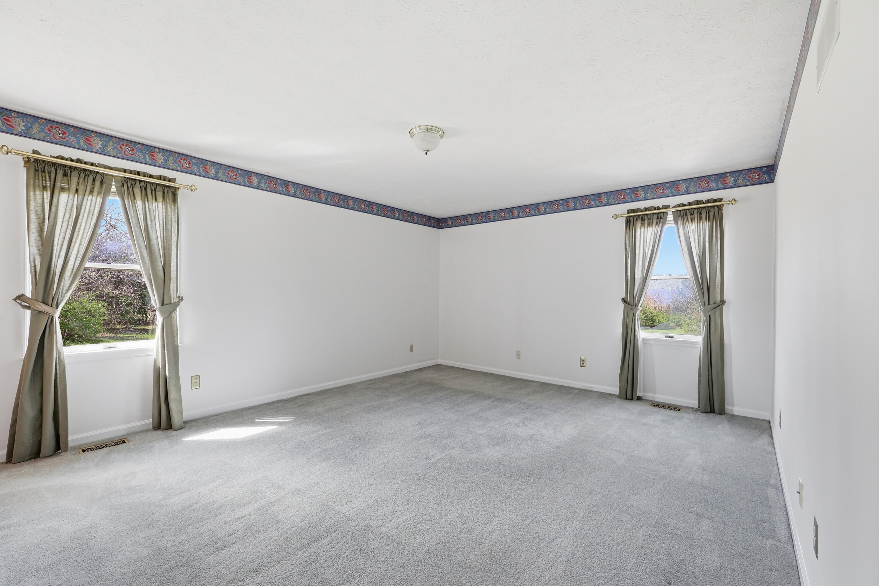 1065 Highview Drive Property Photo 23
