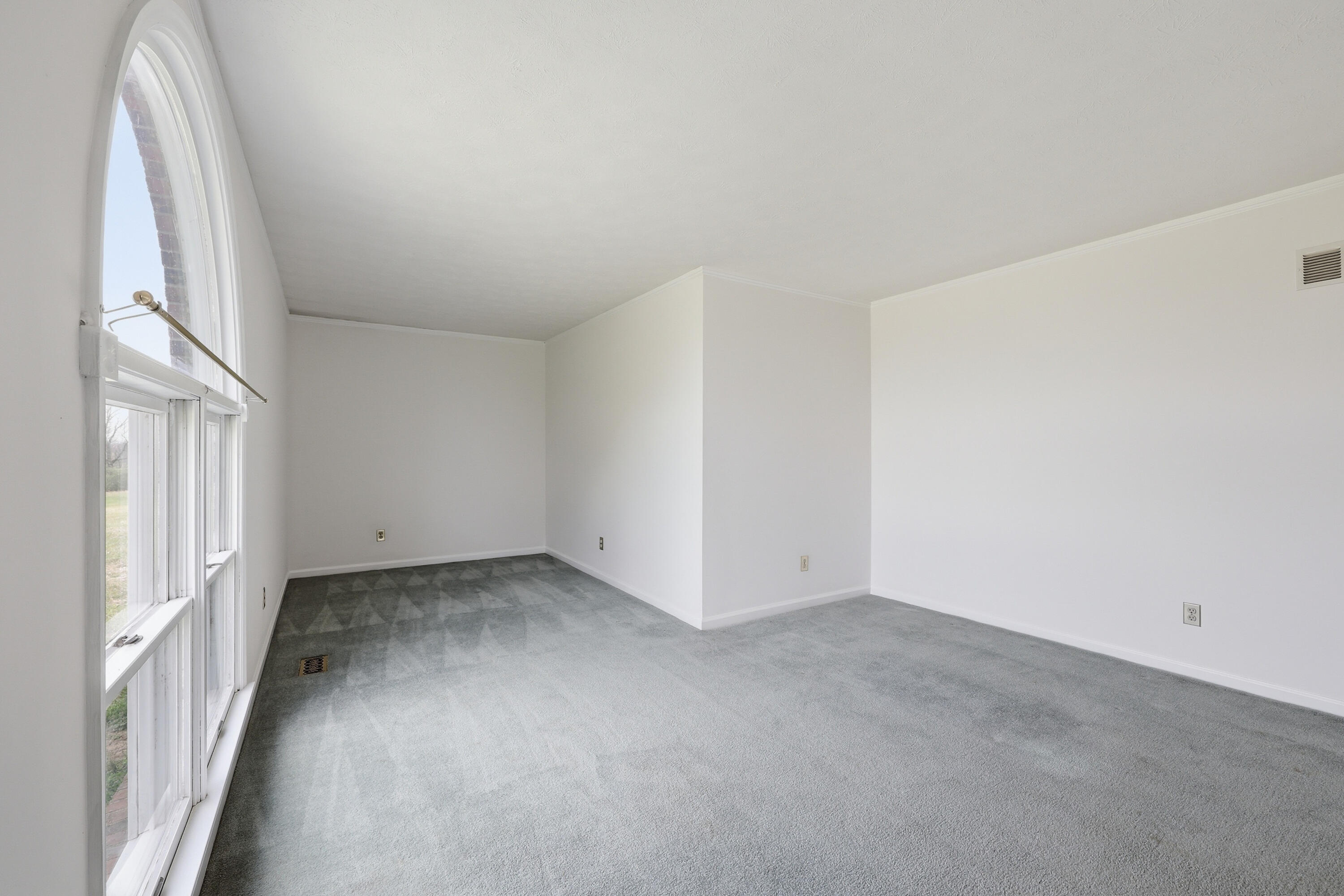 1065 Highview Drive Property Photo 16
