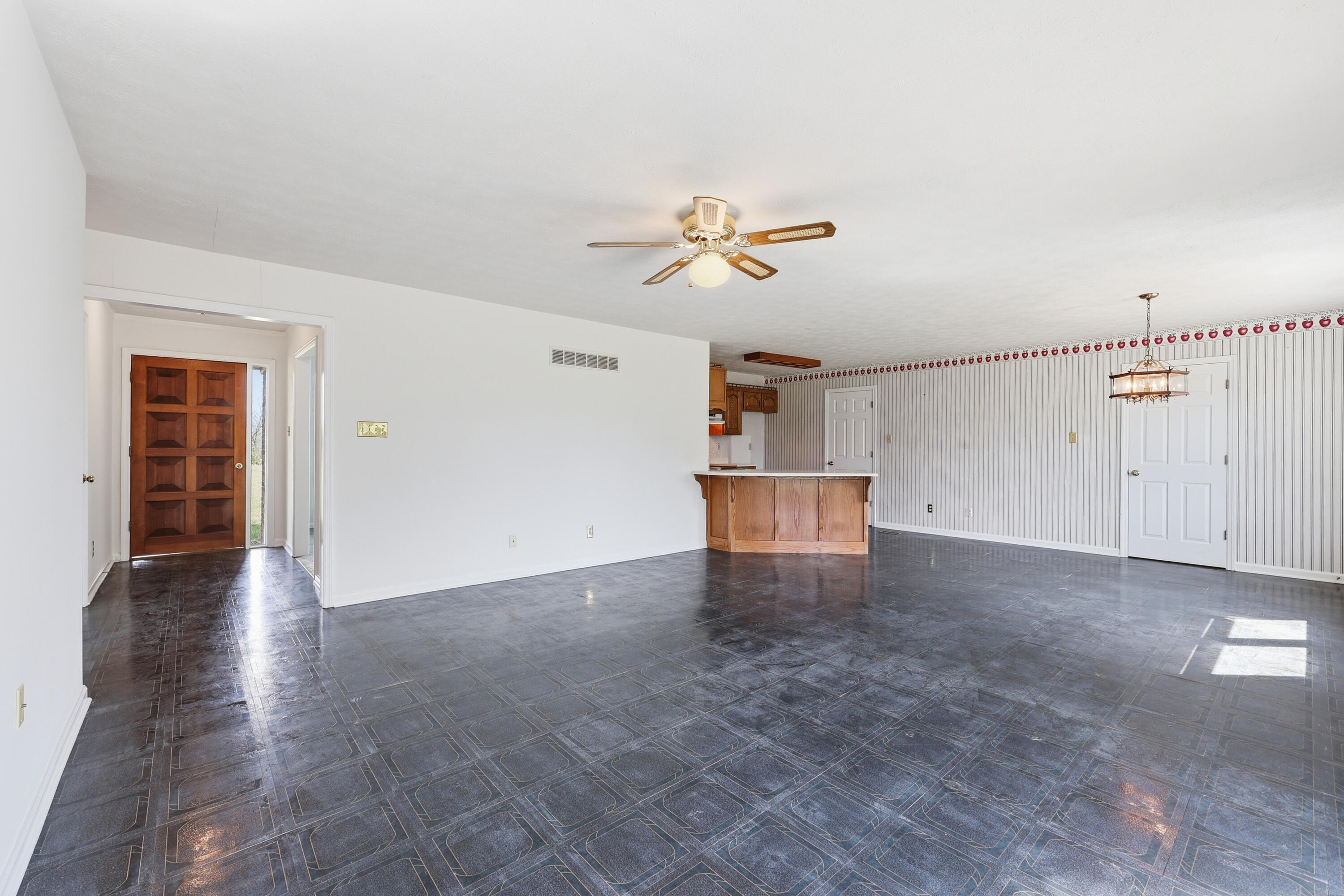1065 Highview Drive Property Photo 22