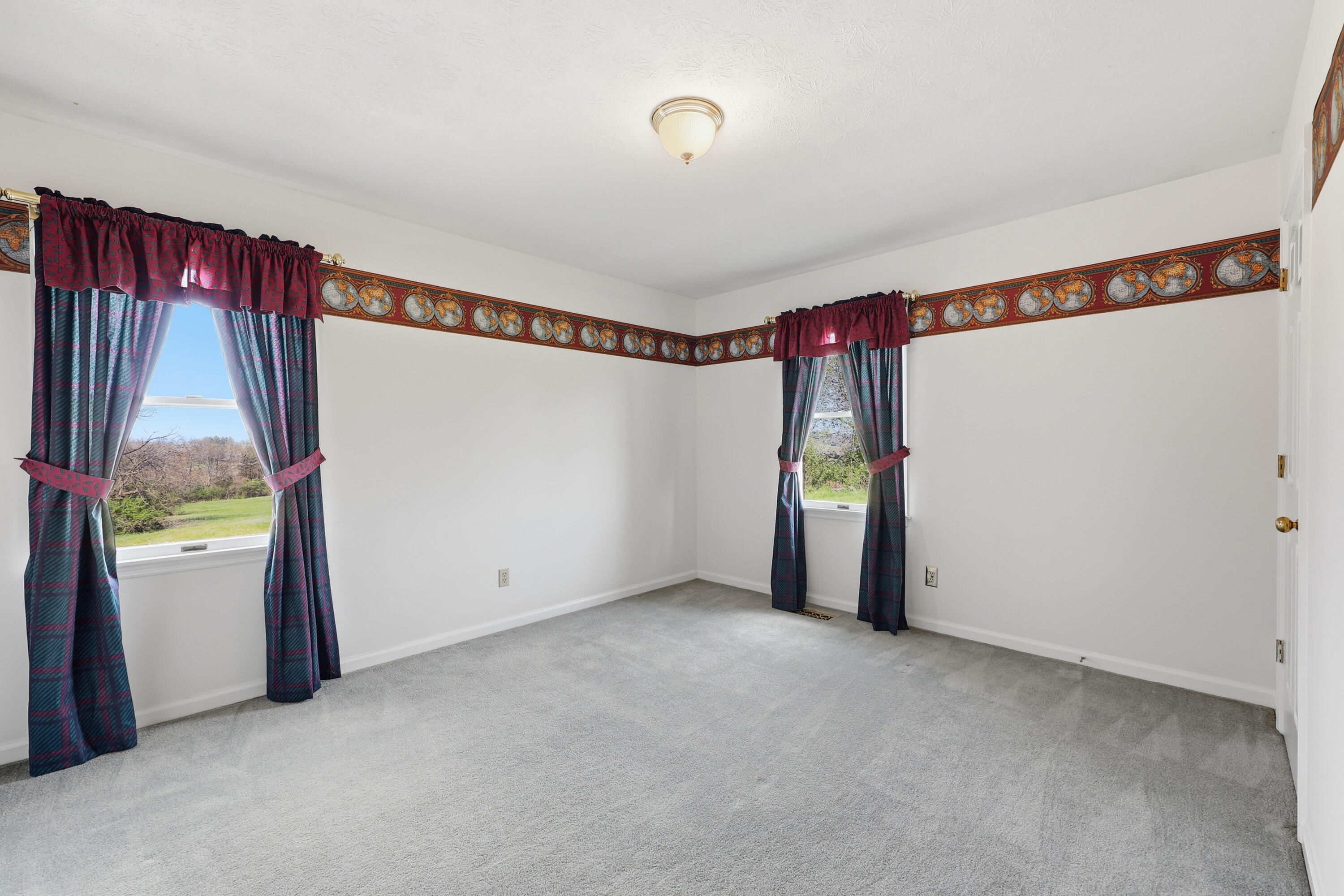 1065 Highview Drive Property Photo 40
