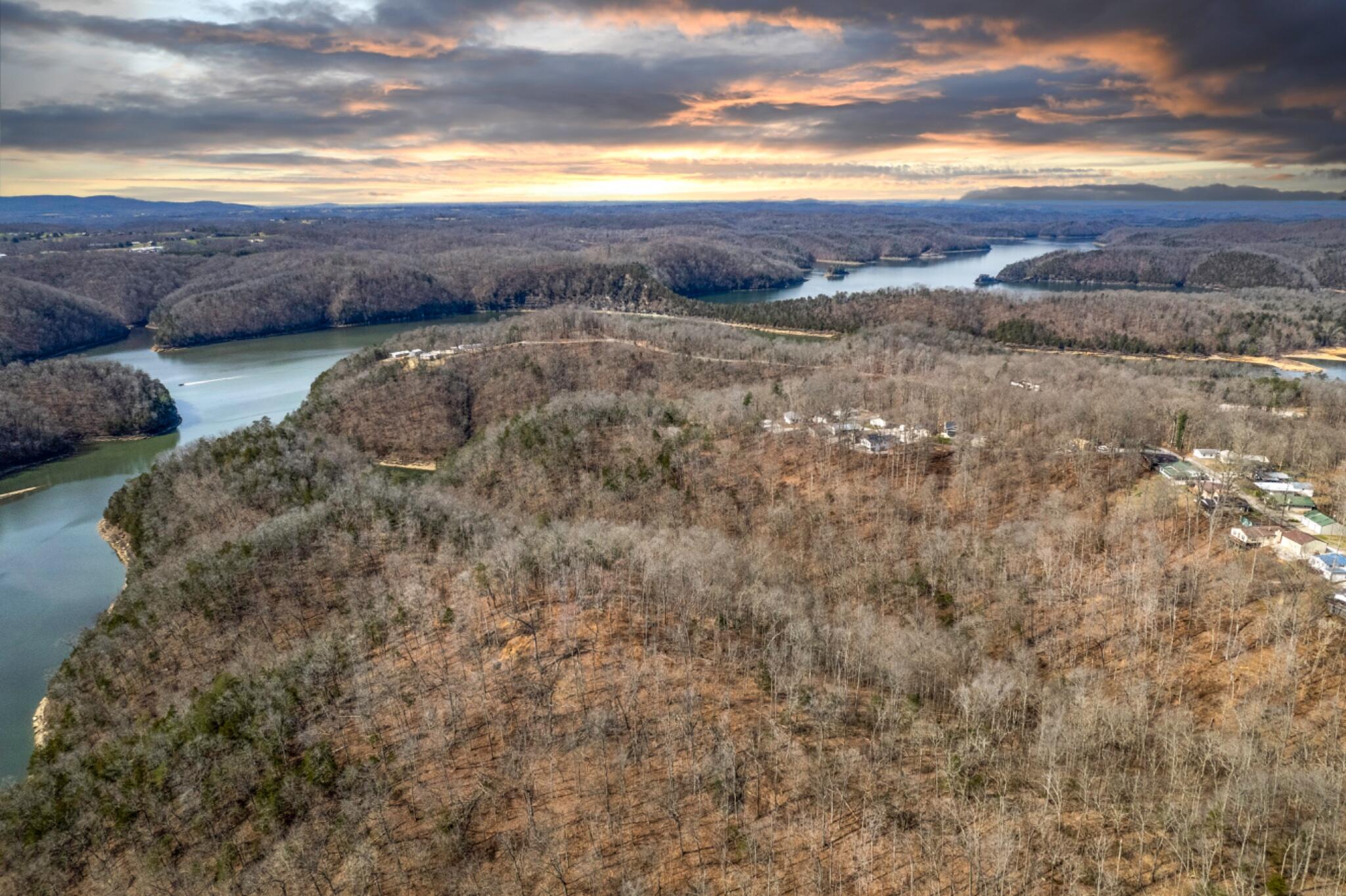 8600 Ky-92 Property Photo 24