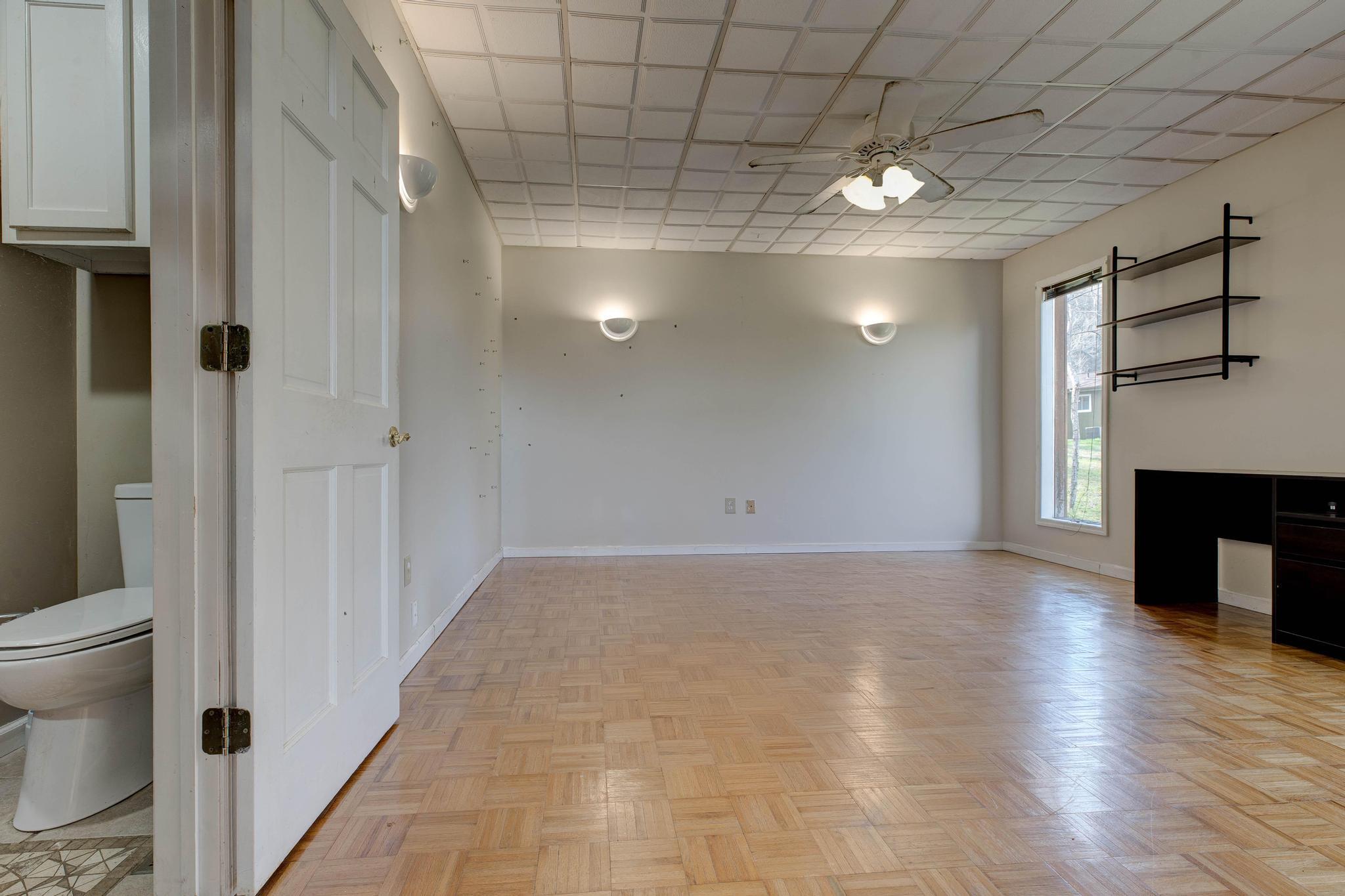 196 Twin Meadows Road Property Photo 9