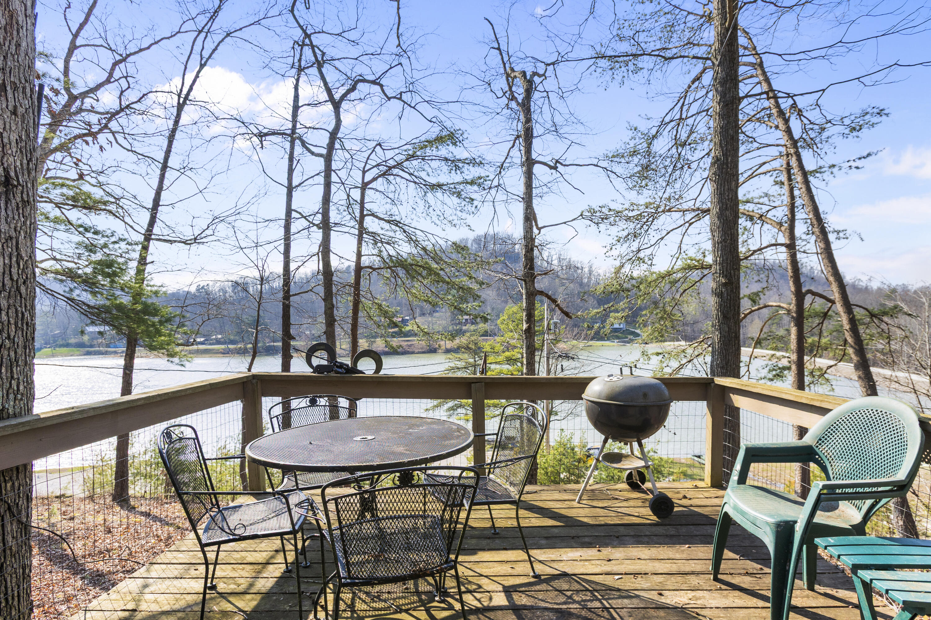 1810 Calk Lake Road Property Photo 15