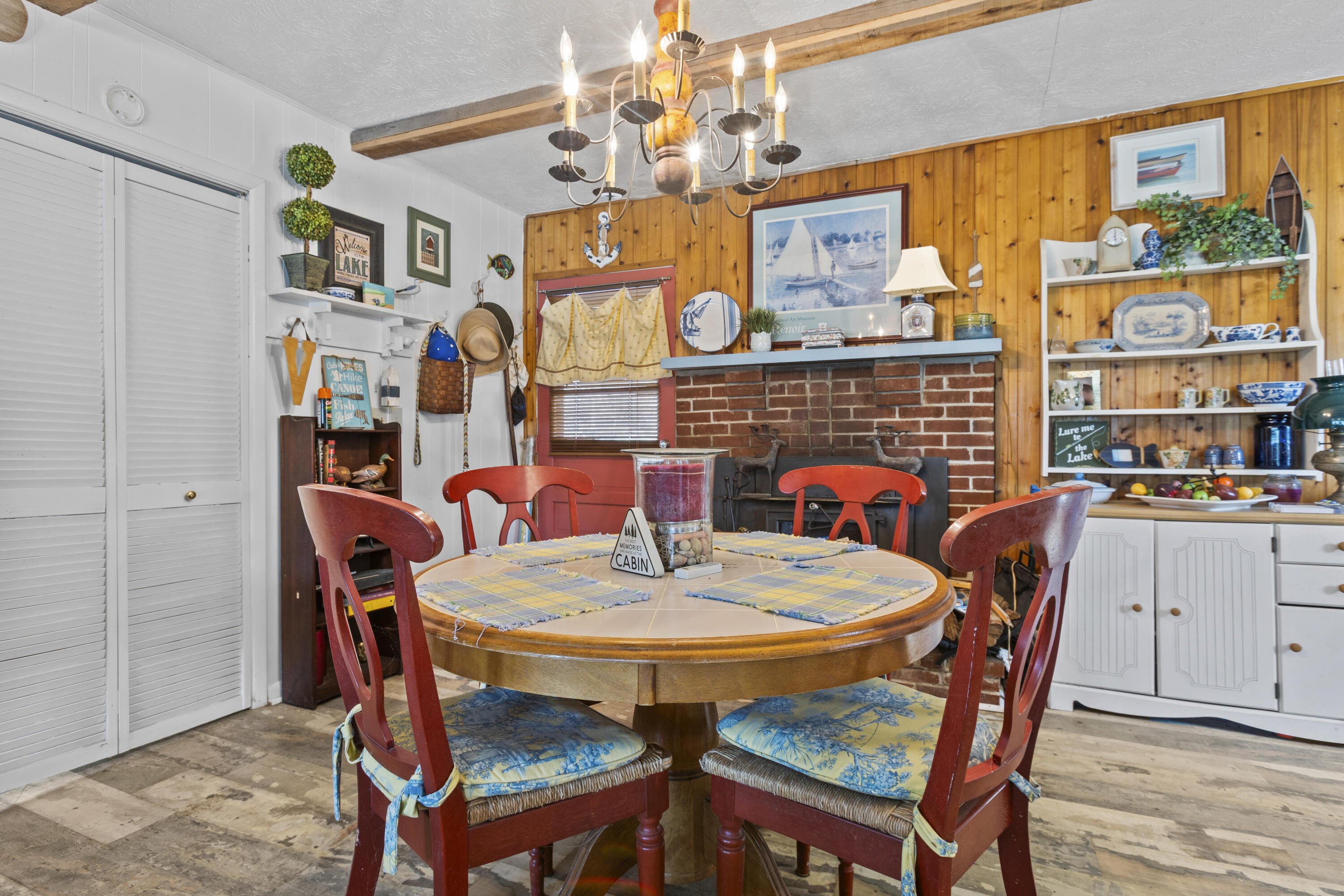 1810 Calk Lake Road Property Photo 22