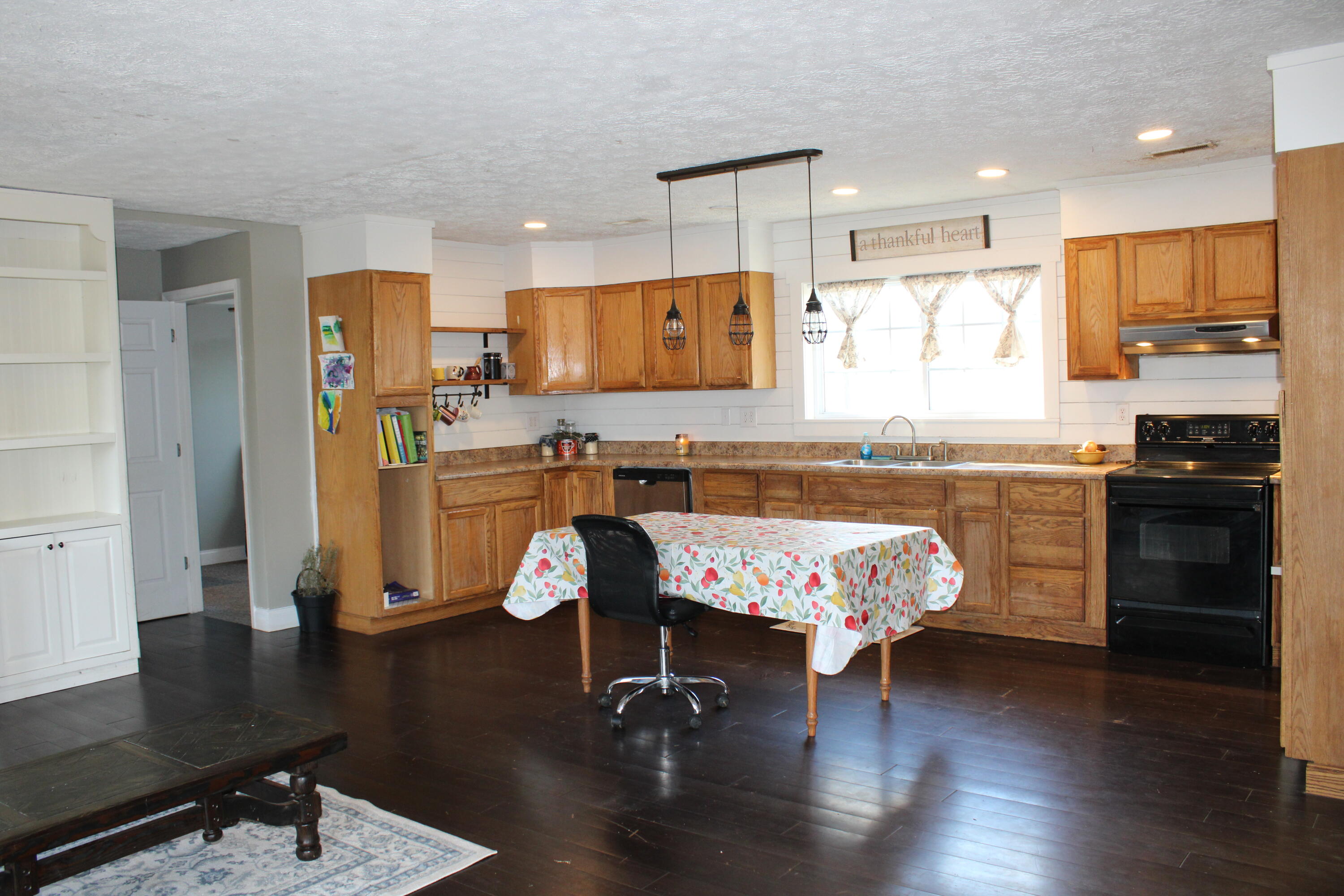 3493 Cartersville Road Property Photo 10