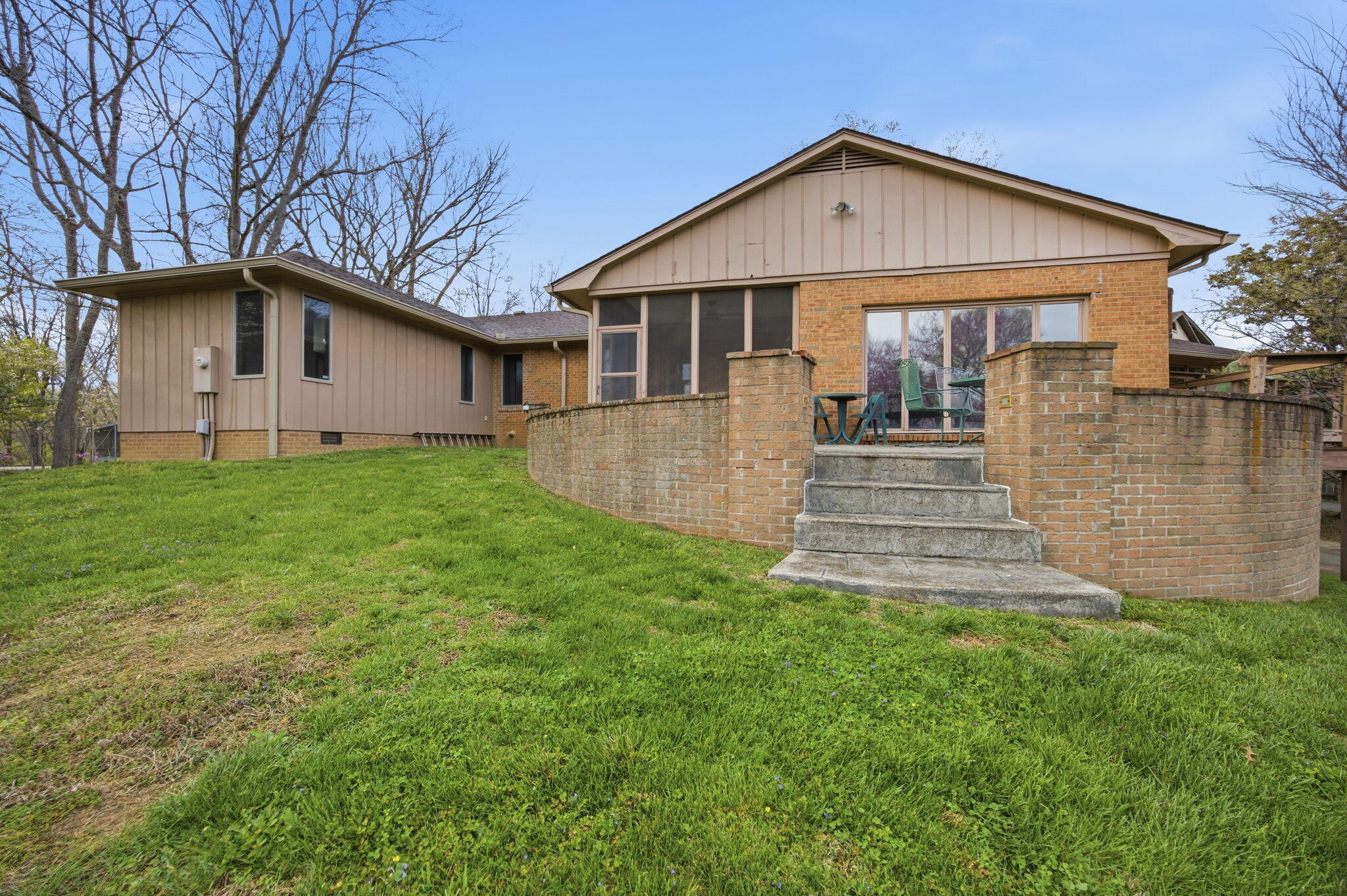 2044 Manor Drive Property Photo 85