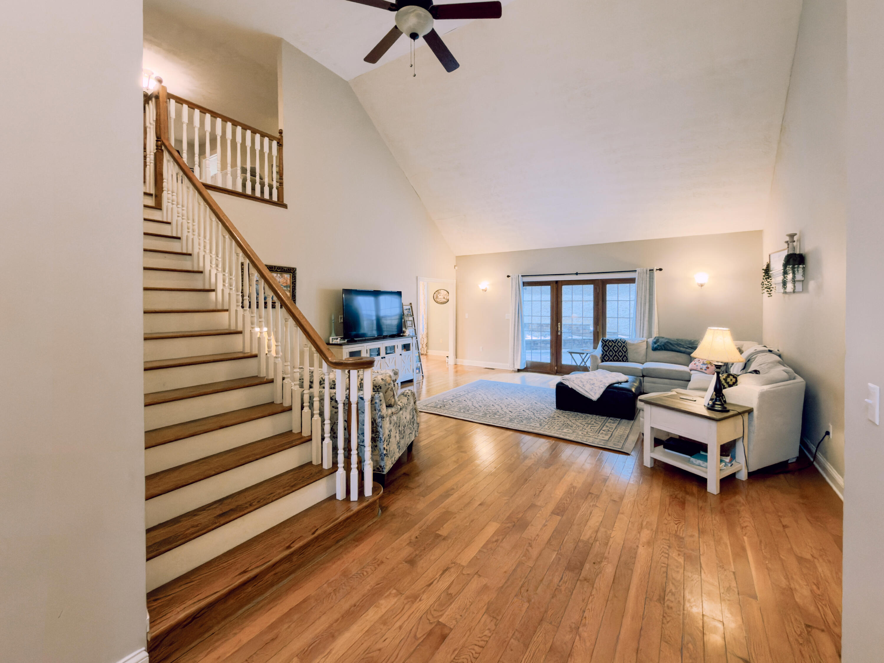 104 Easy Street Property Photo 12