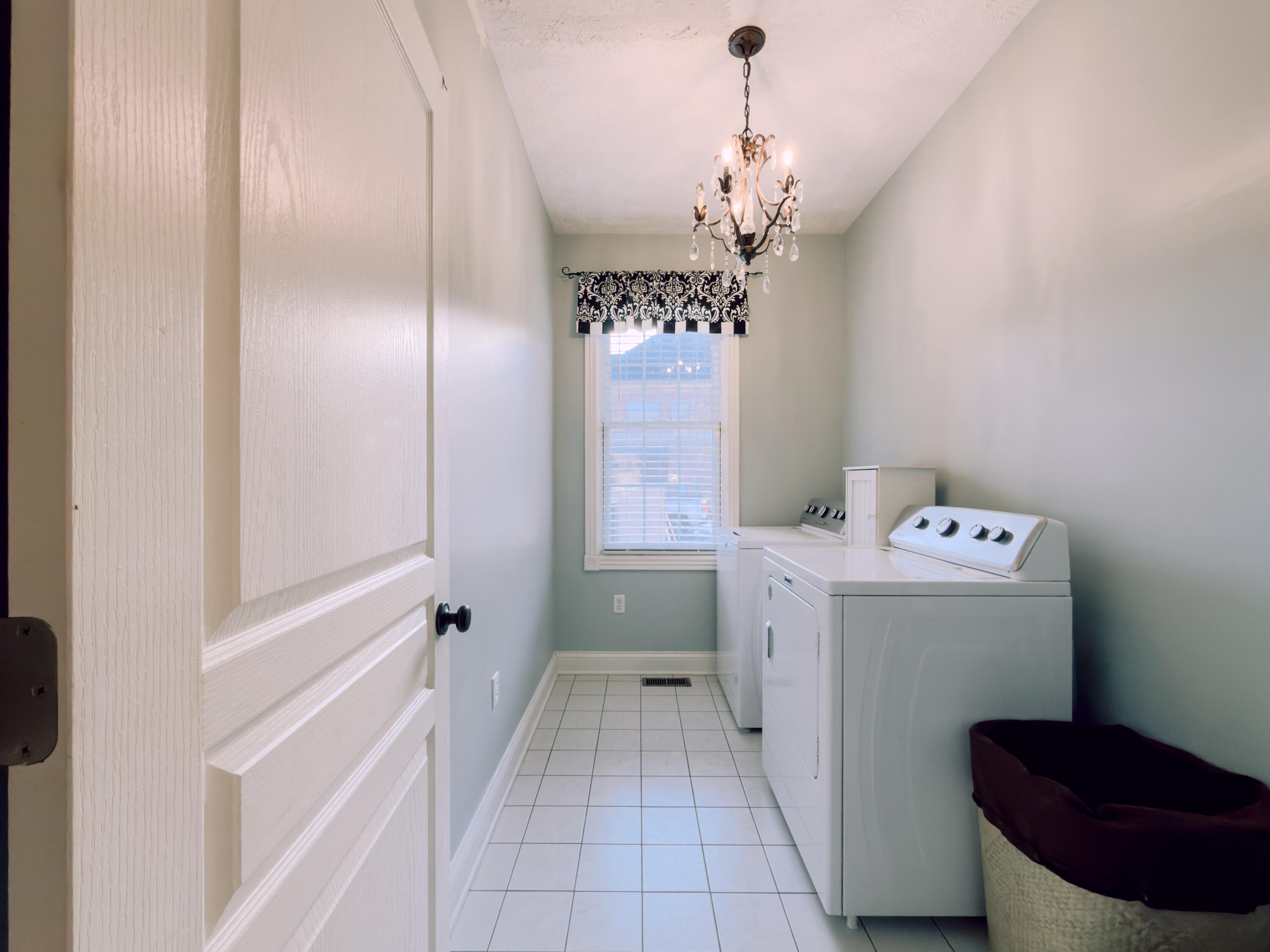 104 Easy Street Property Photo 30