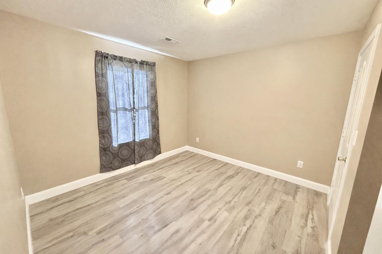 5072 E Hwy 635 Property Photo 14