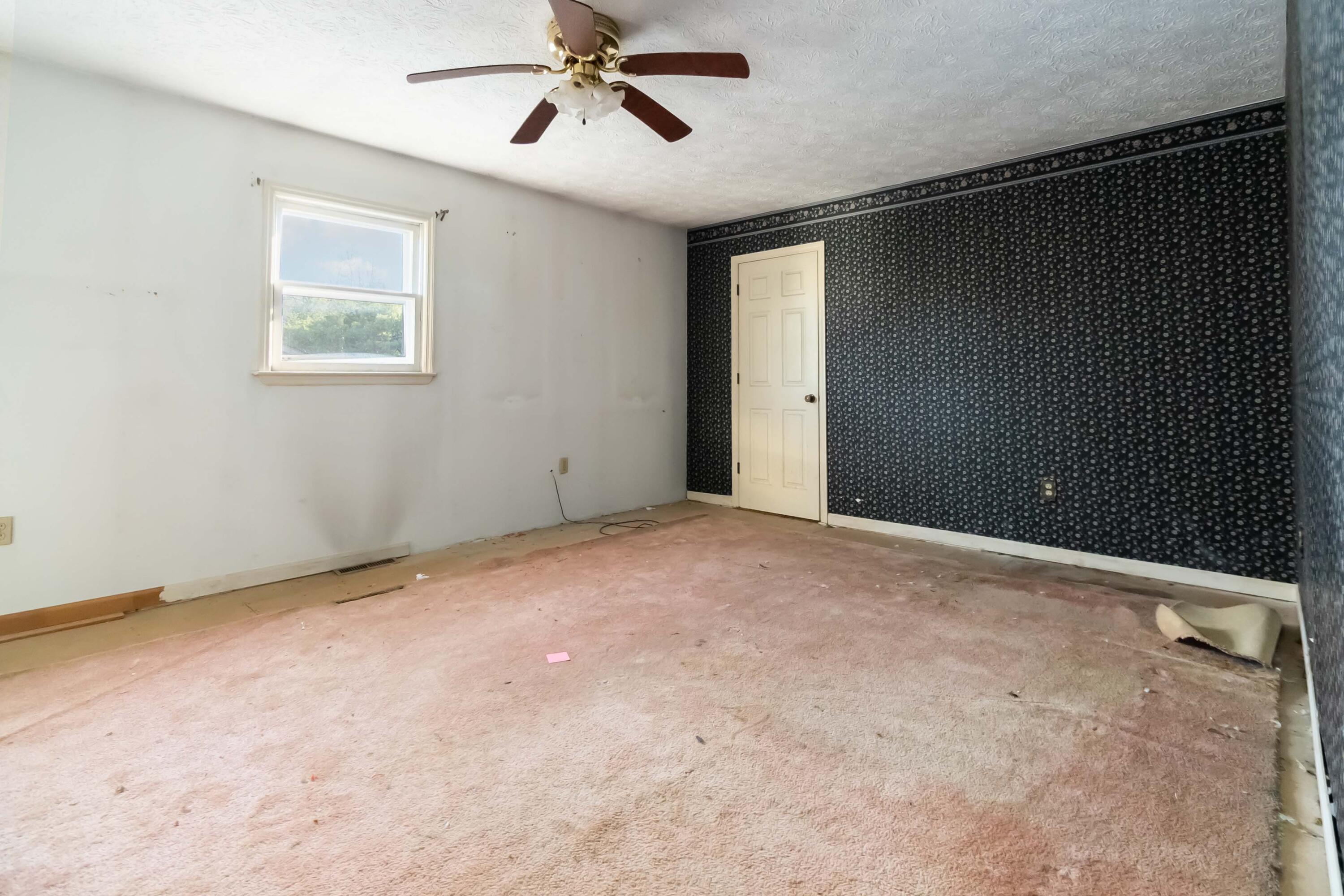 85 Walnut Street Property Photo 6
